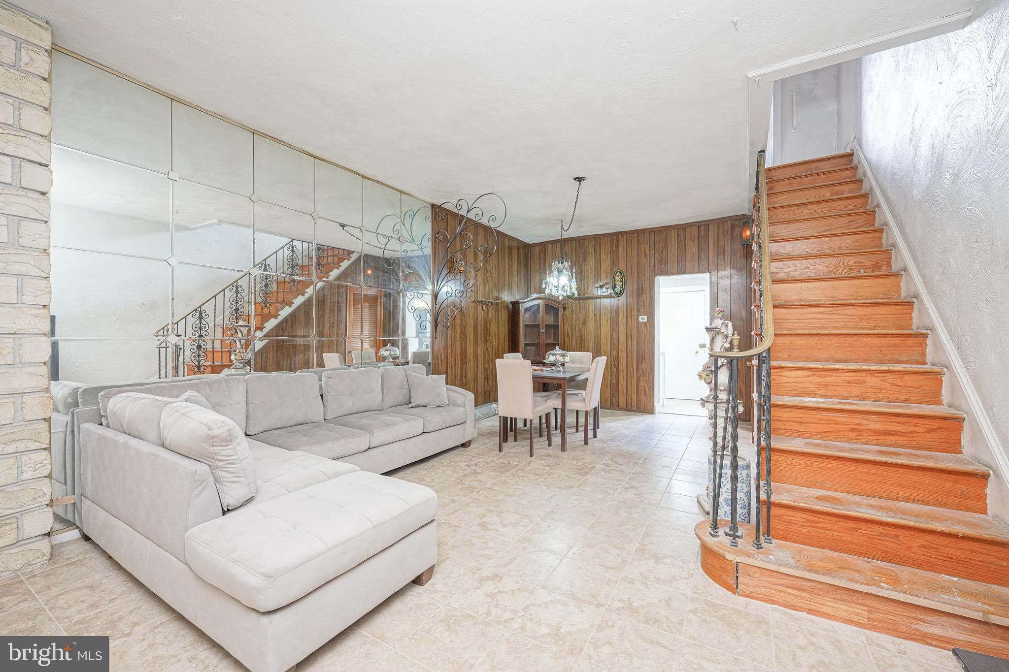 LOWER MOYAMENSING - Residential