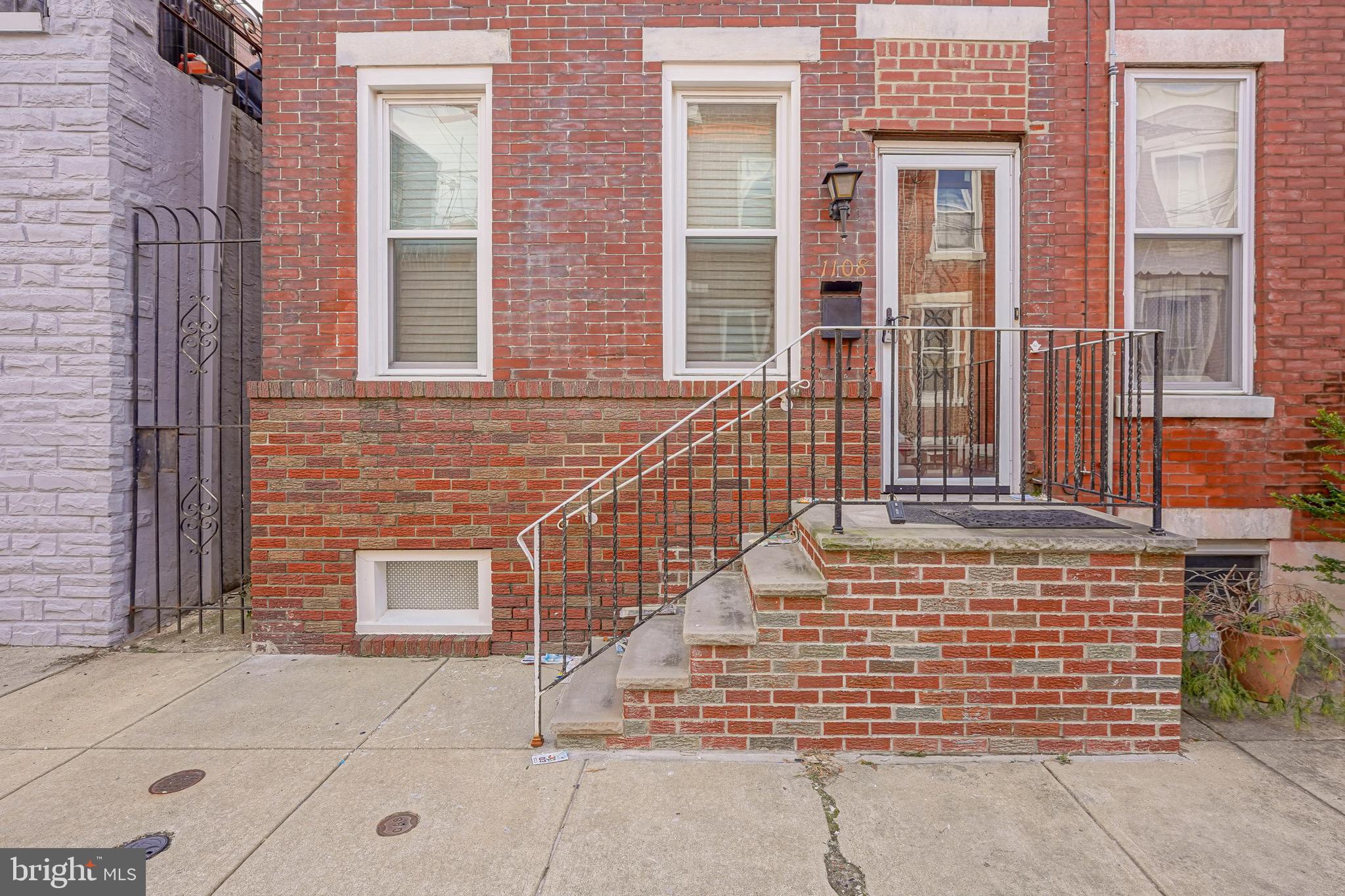LOWER MOYAMENSING - Residential
