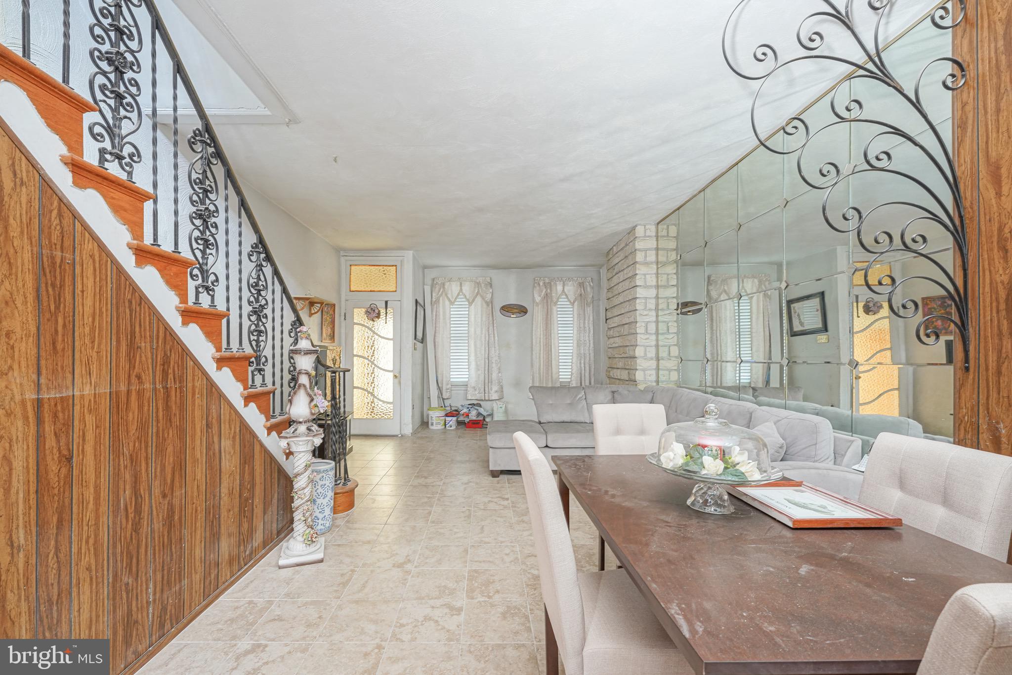 LOWER MOYAMENSING - Residential