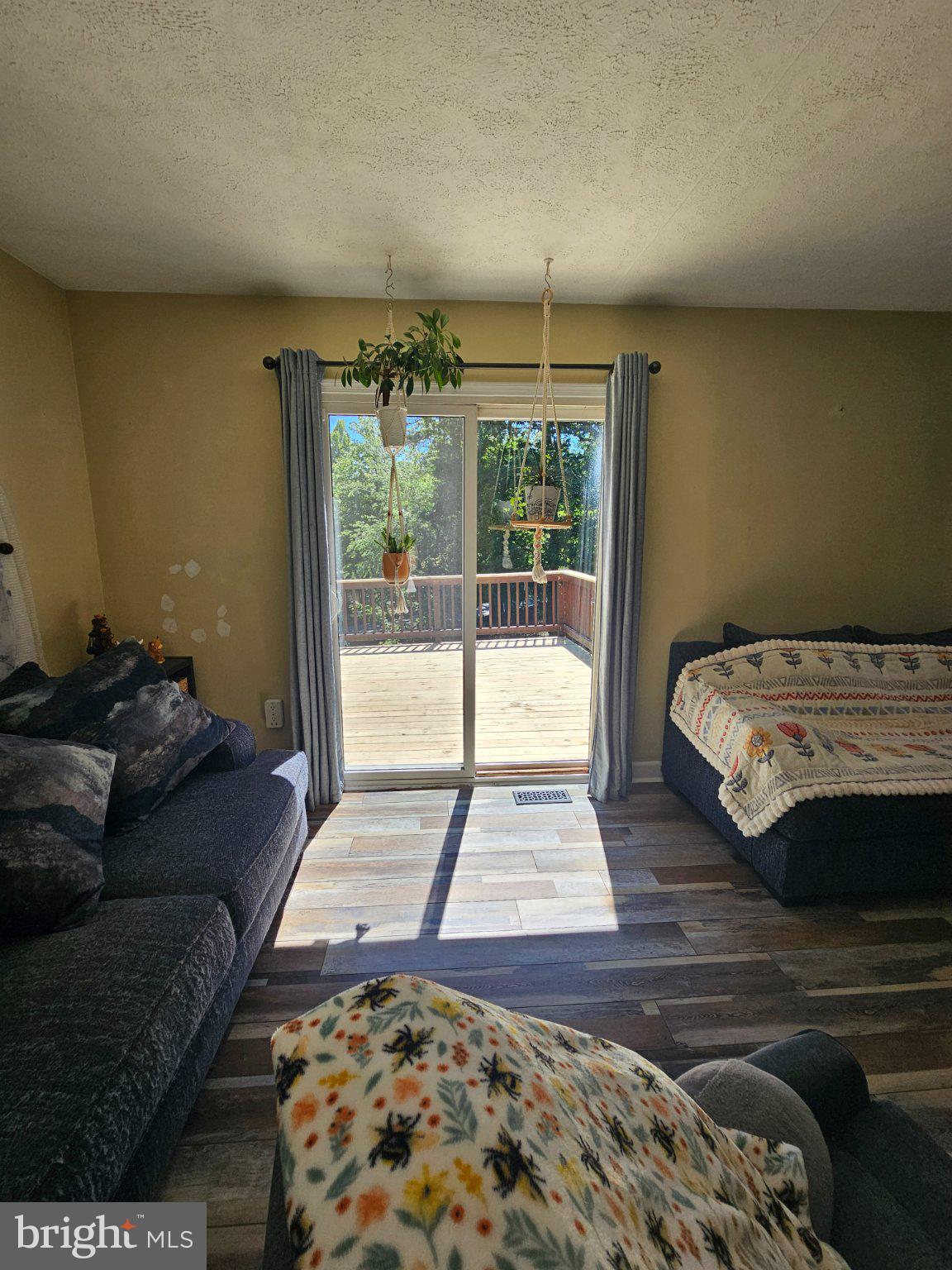 SKYLAND ESTATES - Residential