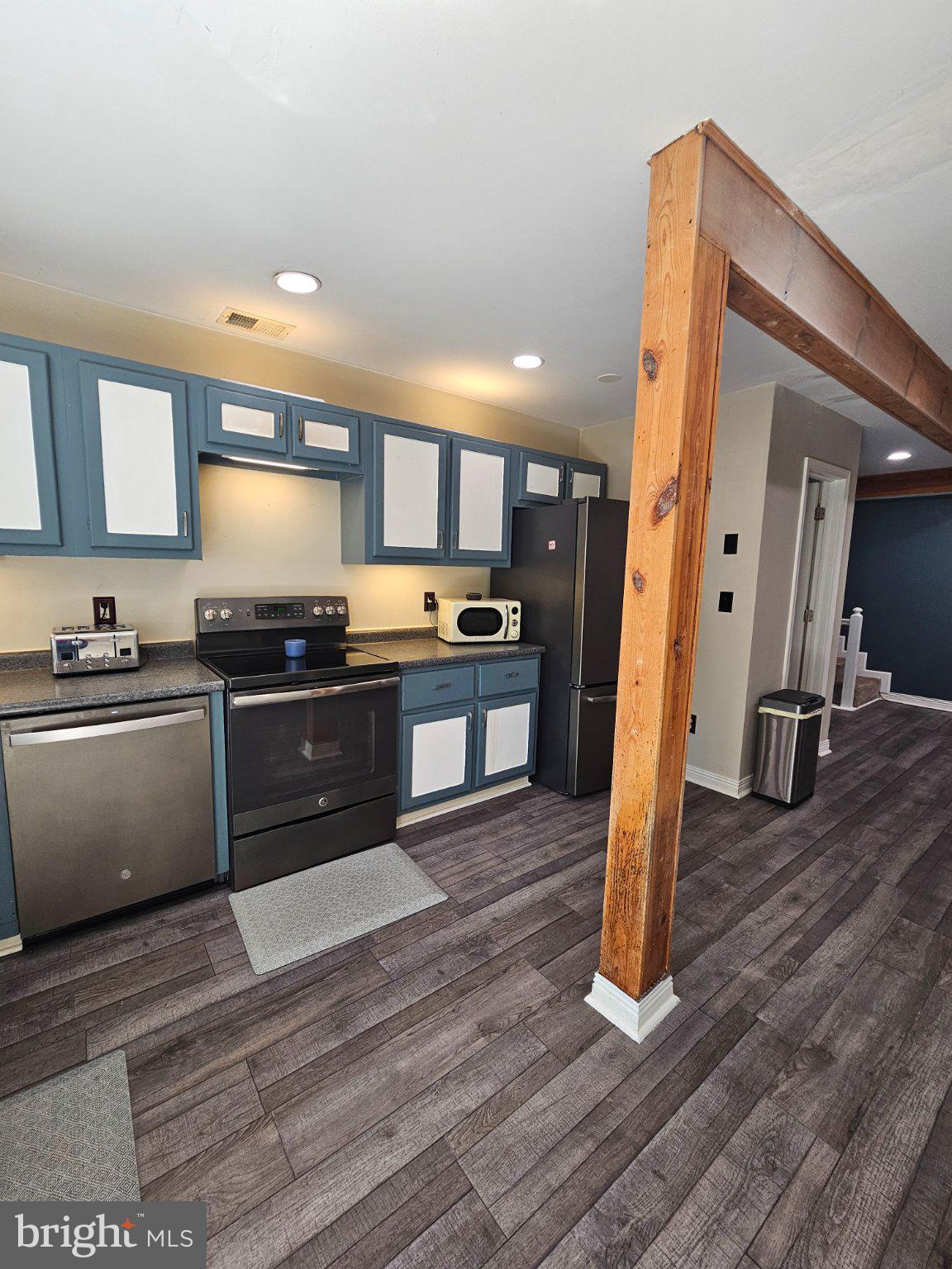 SKYLAND ESTATES - Residential