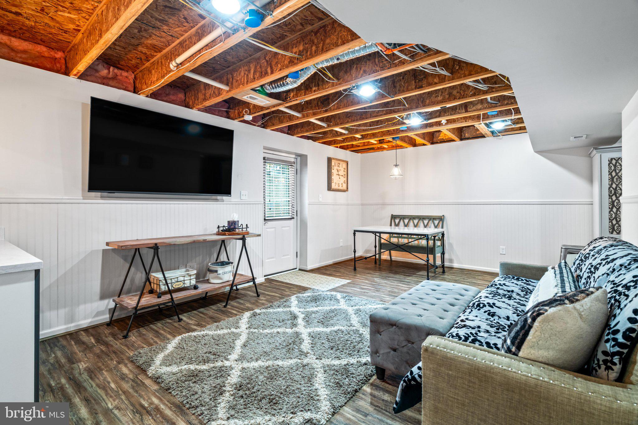 CLOVER RIDGE - Residential