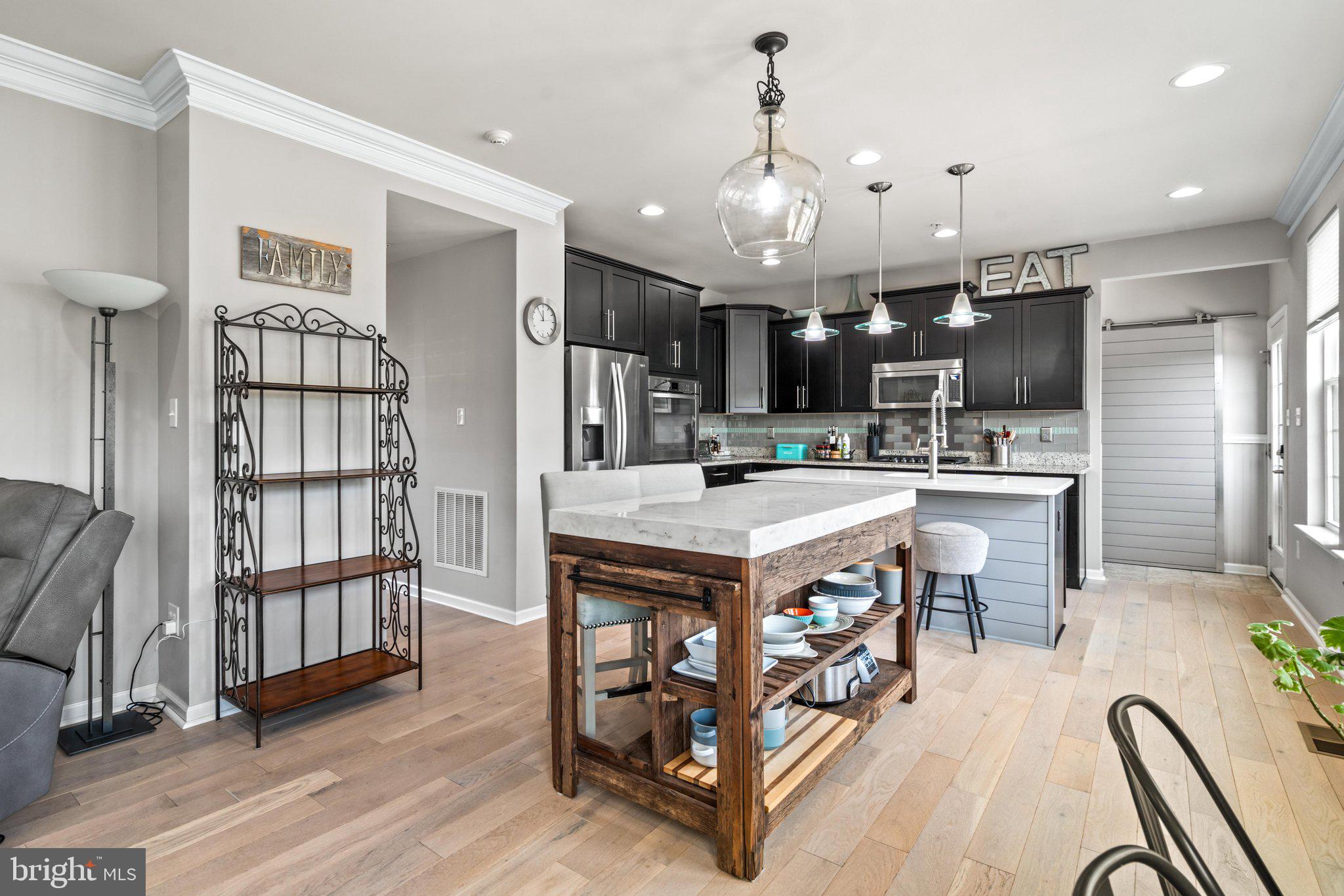 CLOVER RIDGE - Residential
