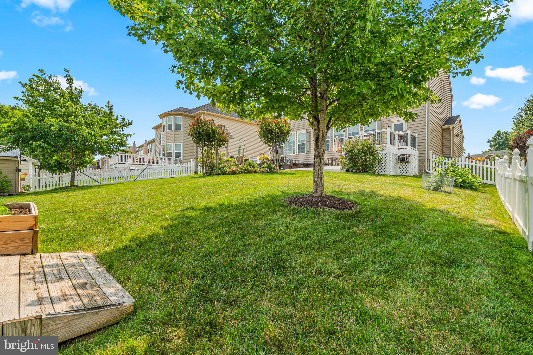 CLOVER RIDGE - Residential