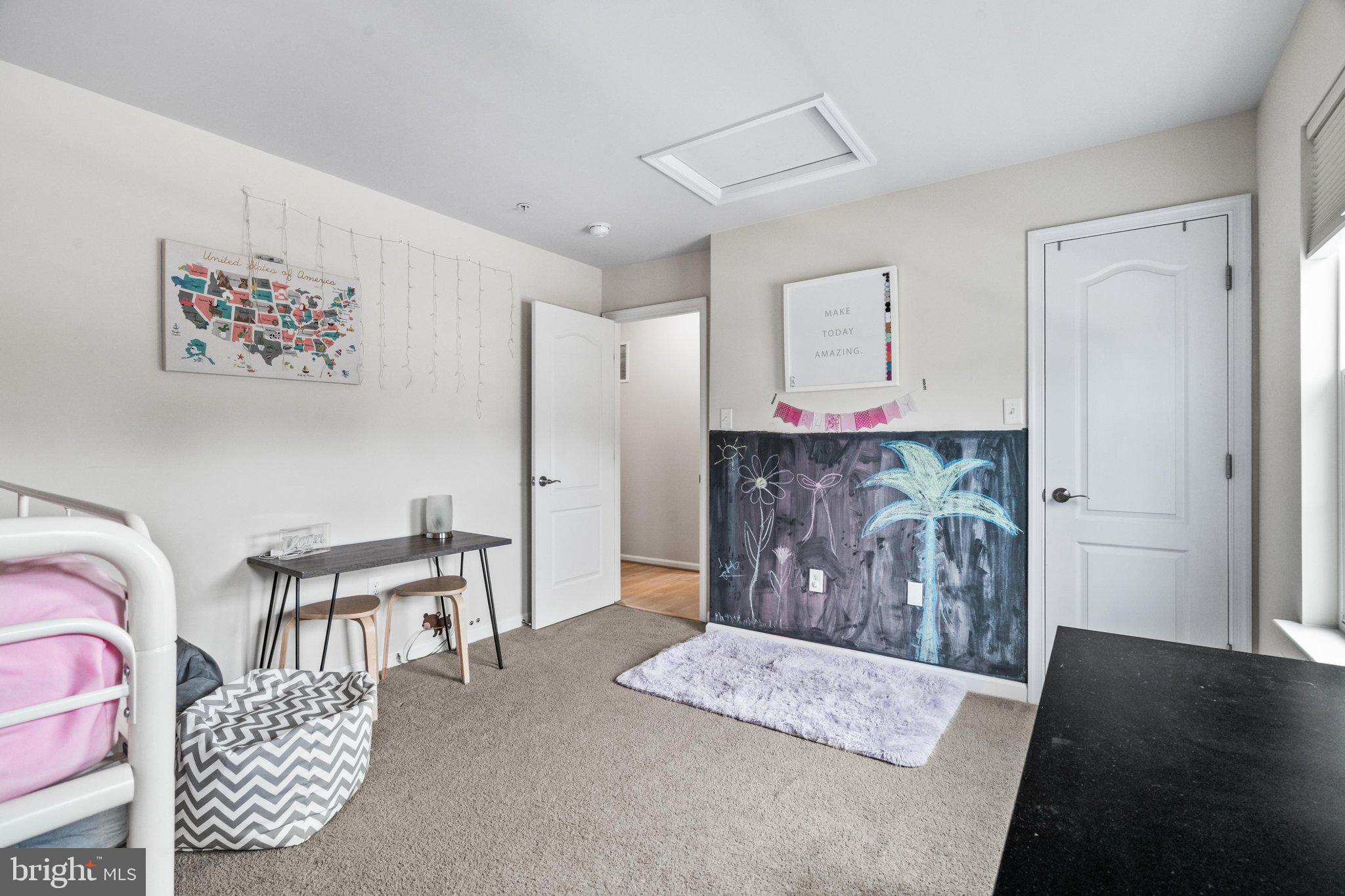 CLOVER RIDGE - Residential