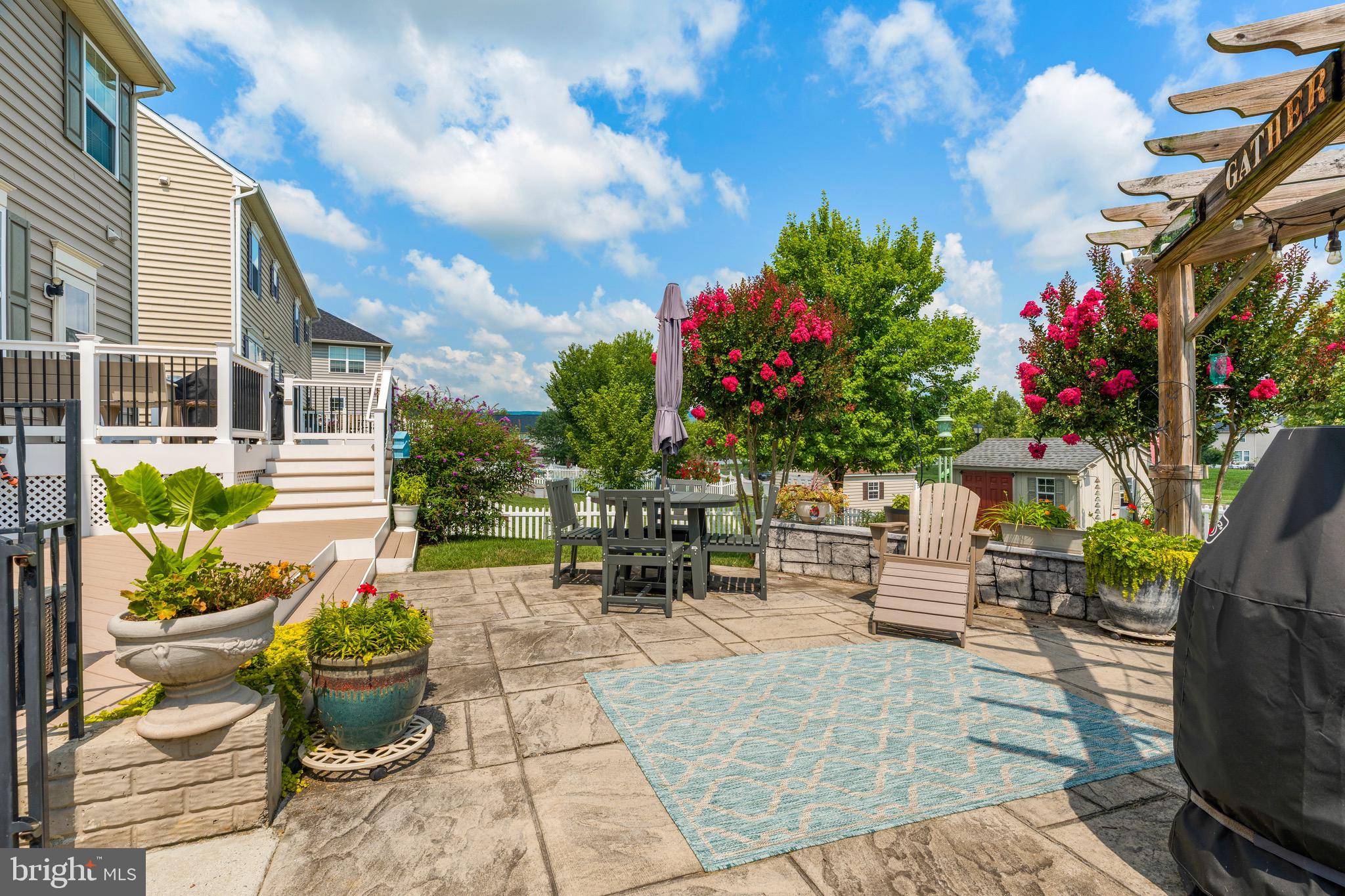 CLOVER RIDGE - Residential