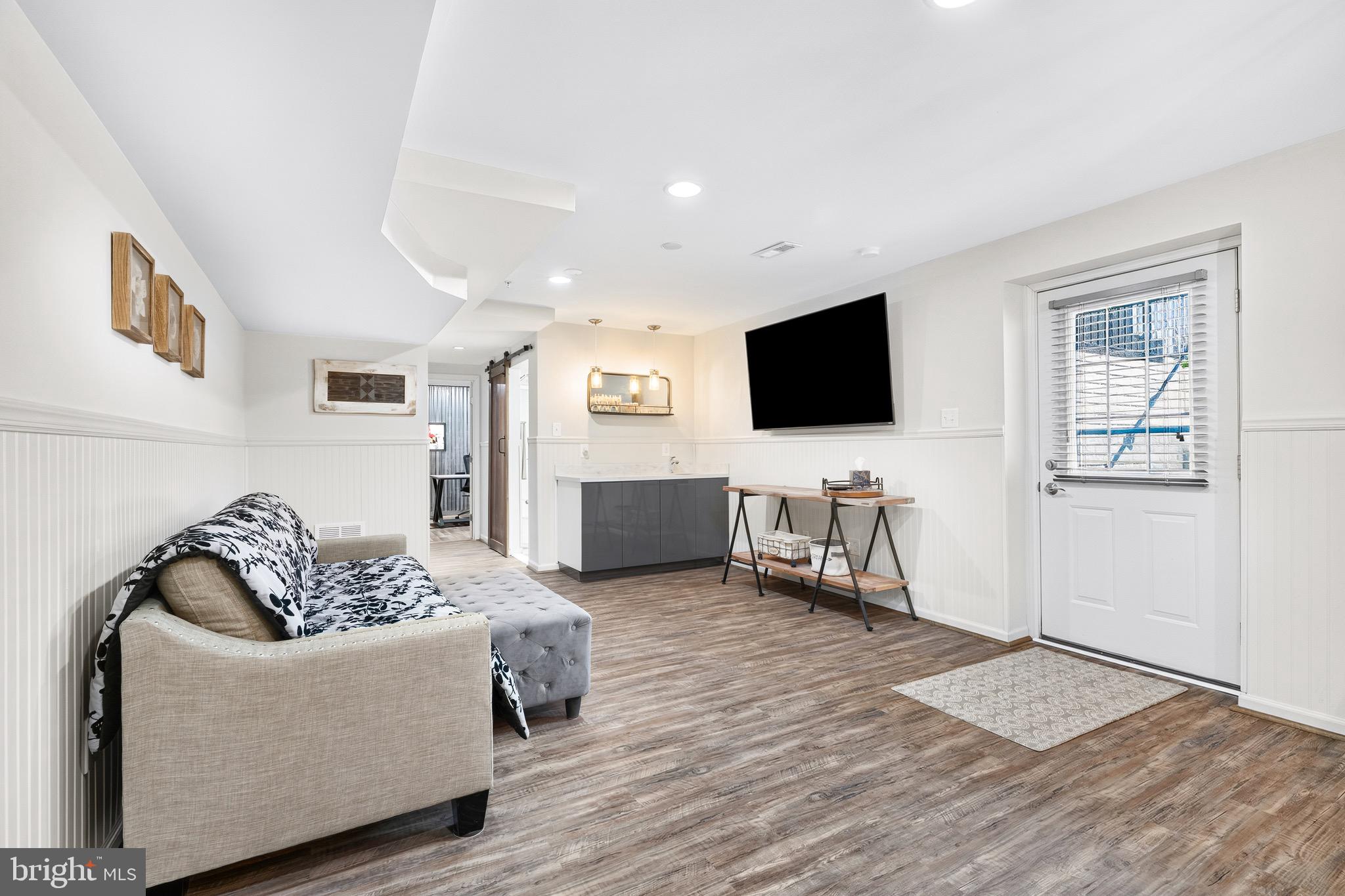 CLOVER RIDGE - Residential