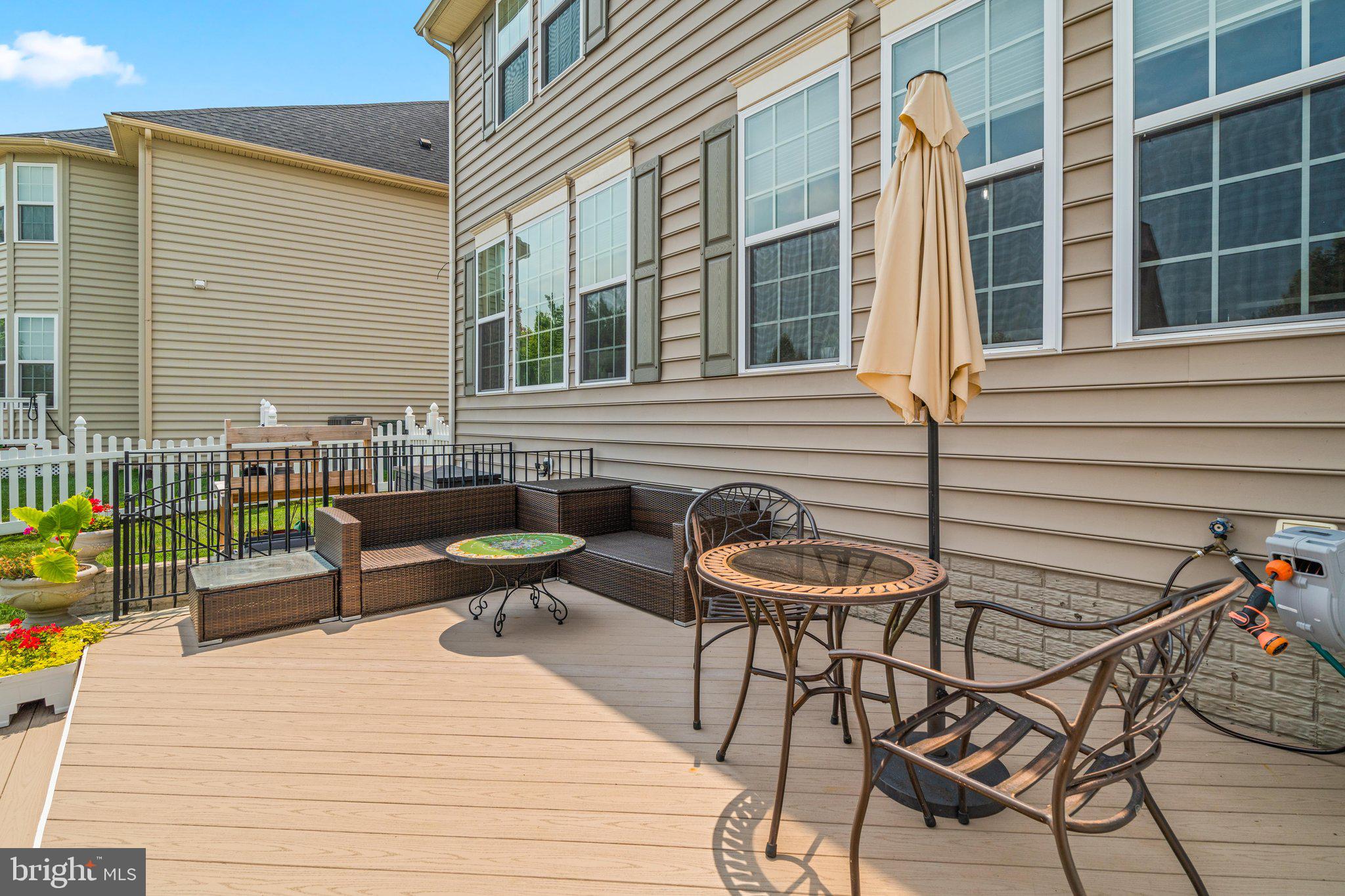 CLOVER RIDGE - Residential