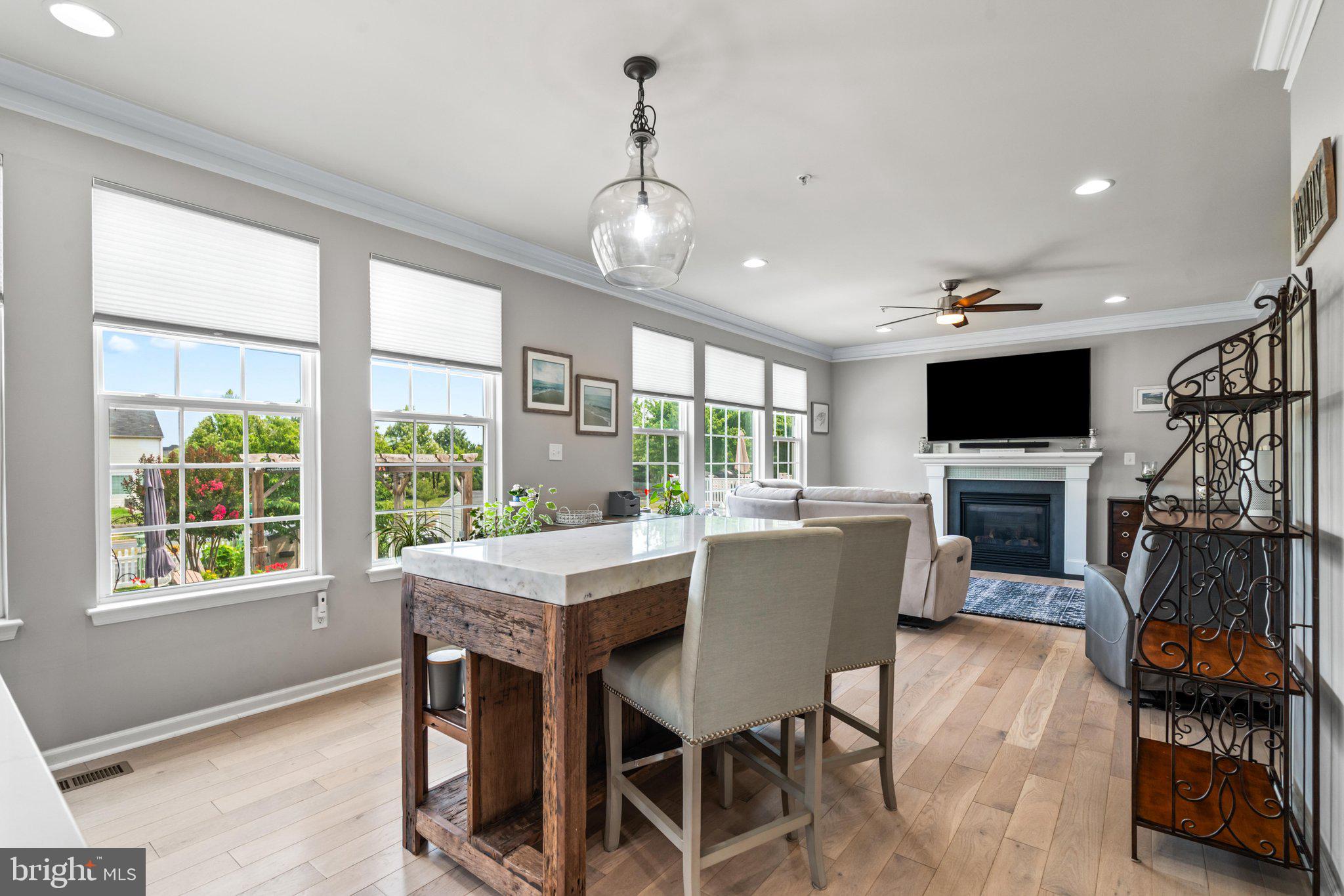 CLOVER RIDGE - Residential