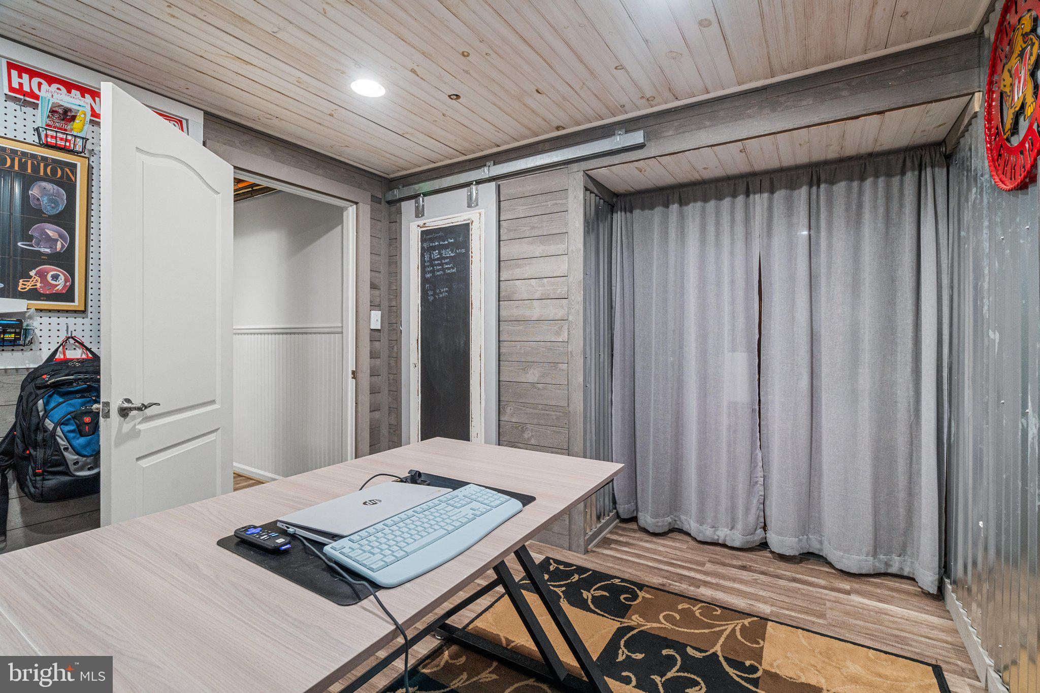 CLOVER RIDGE - Residential