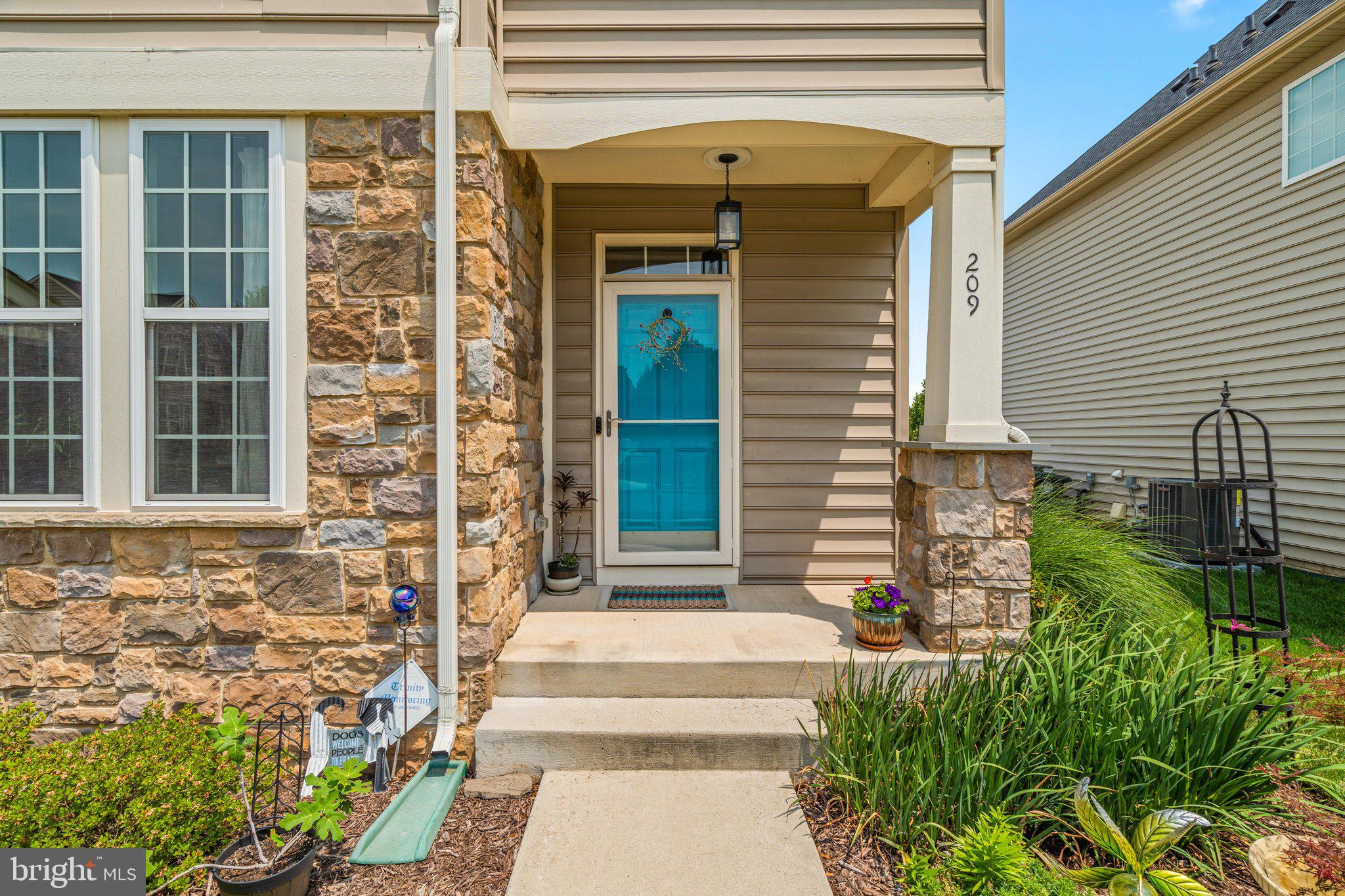 CLOVER RIDGE - Residential