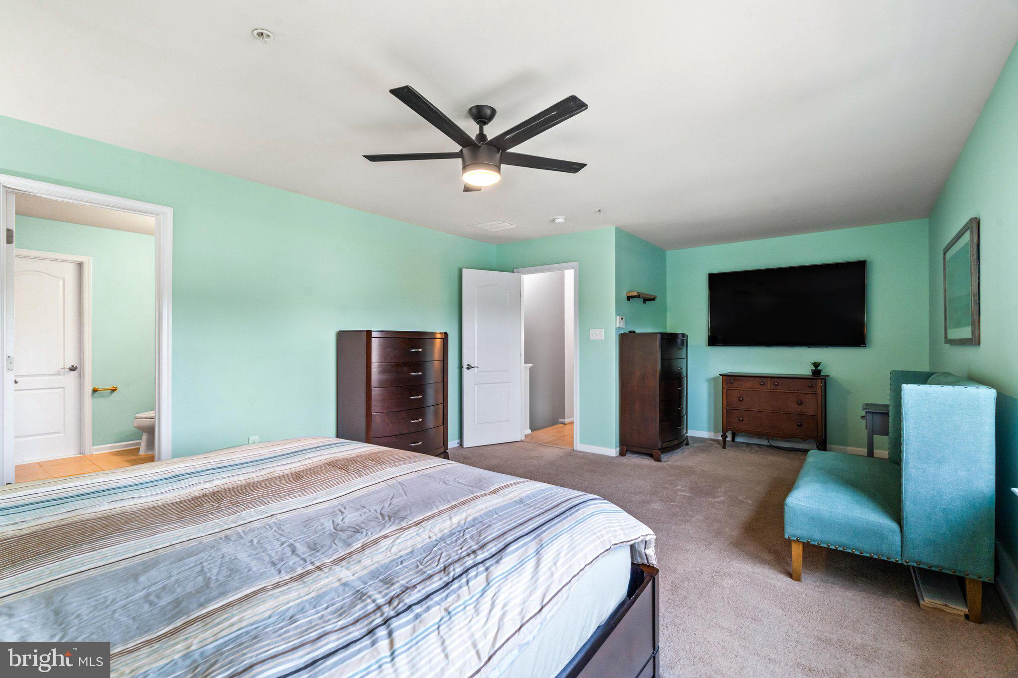 CLOVER RIDGE - Residential