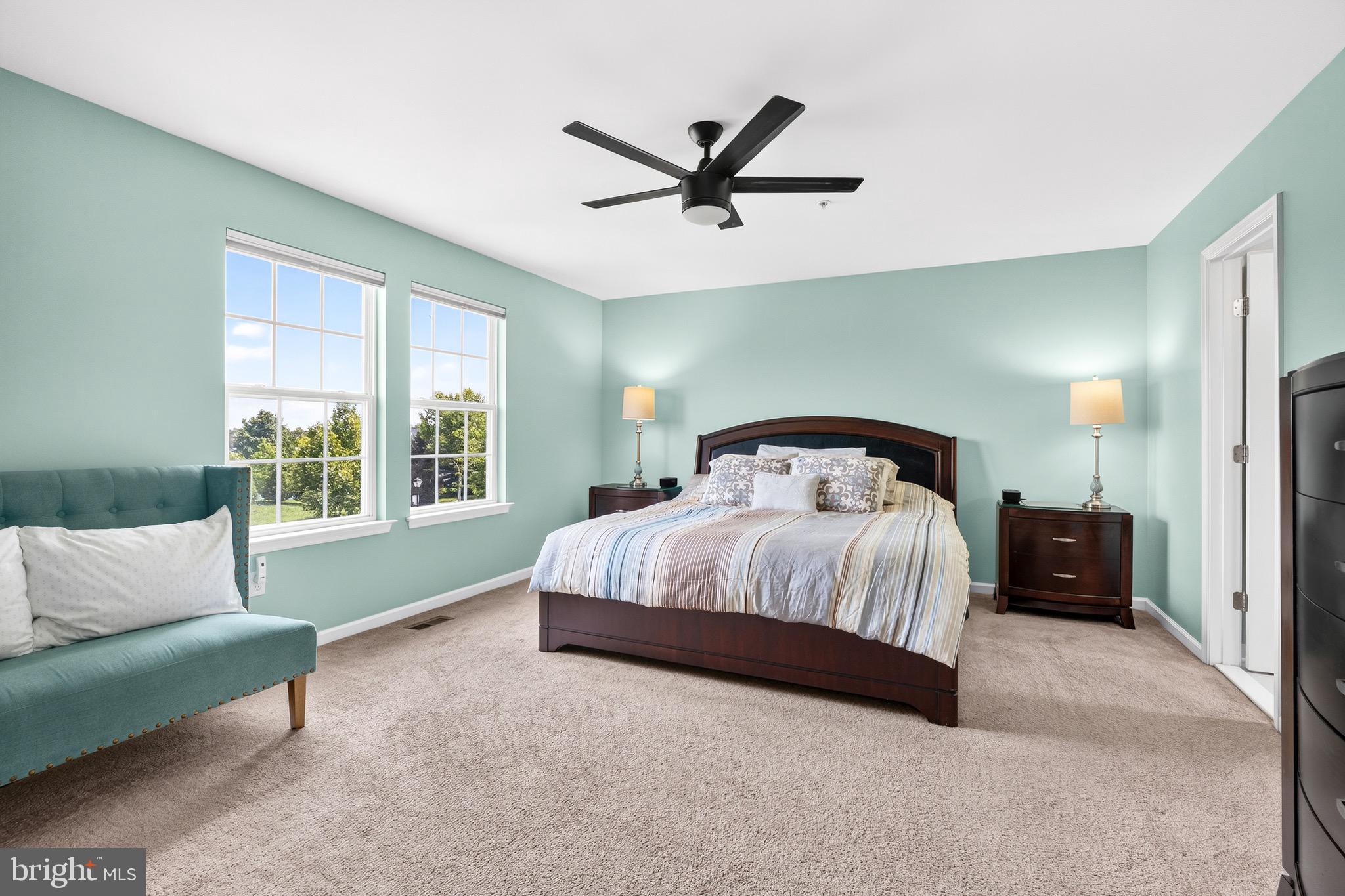 CLOVER RIDGE - Residential