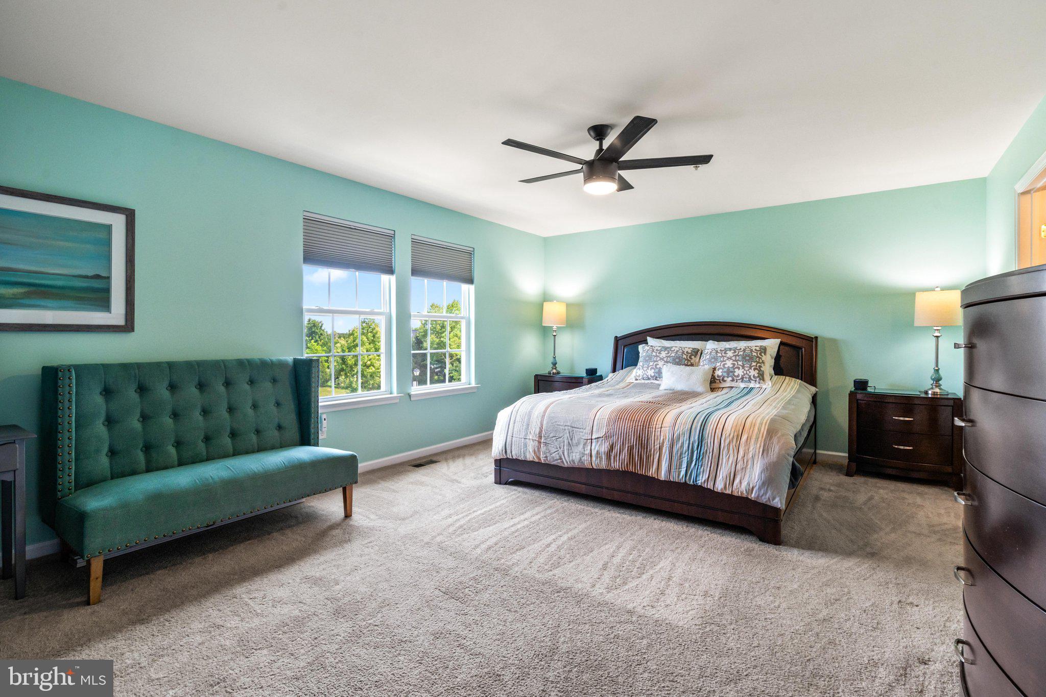 CLOVER RIDGE - Residential