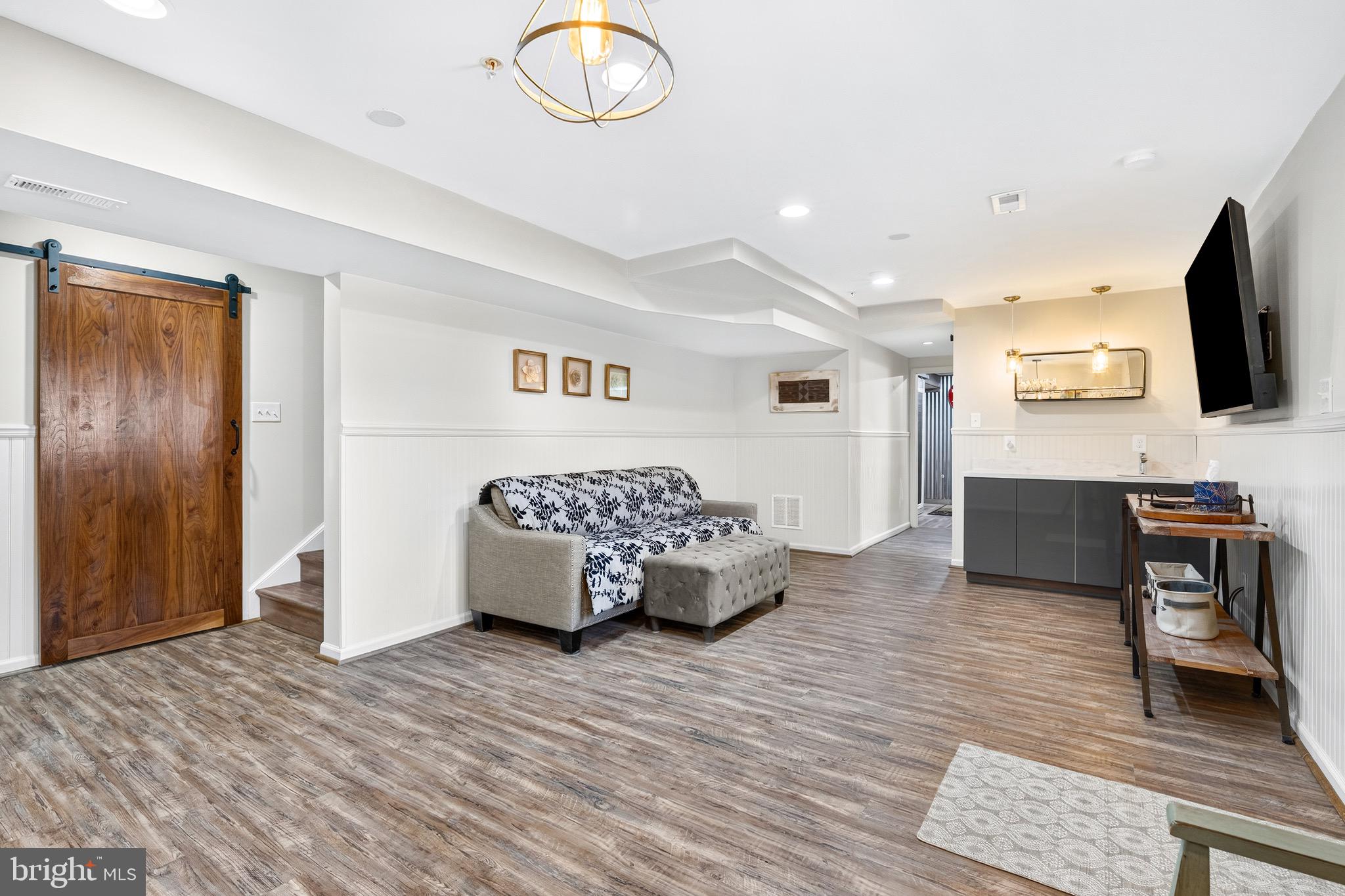 CLOVER RIDGE - Residential