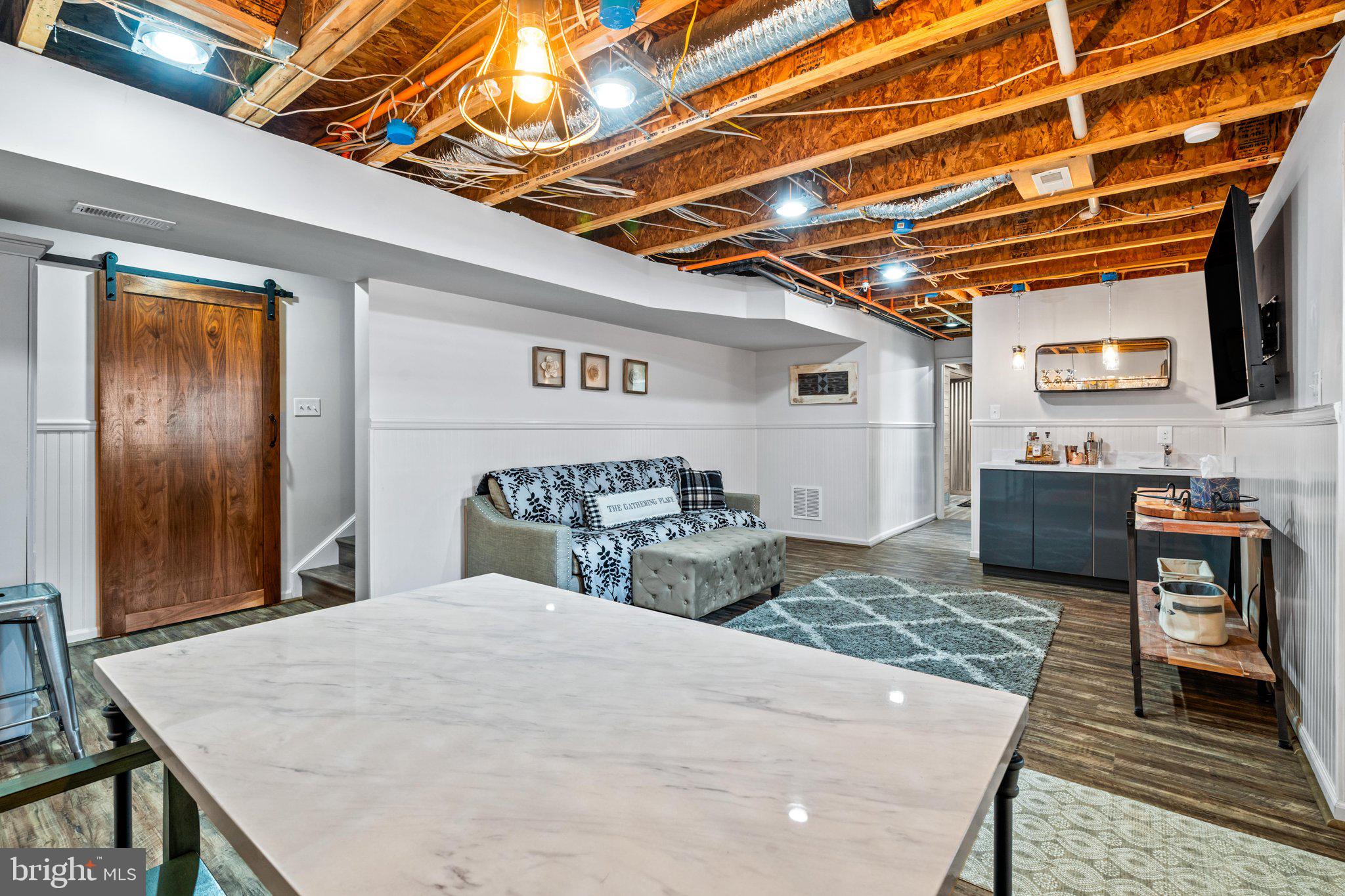 CLOVER RIDGE - Residential