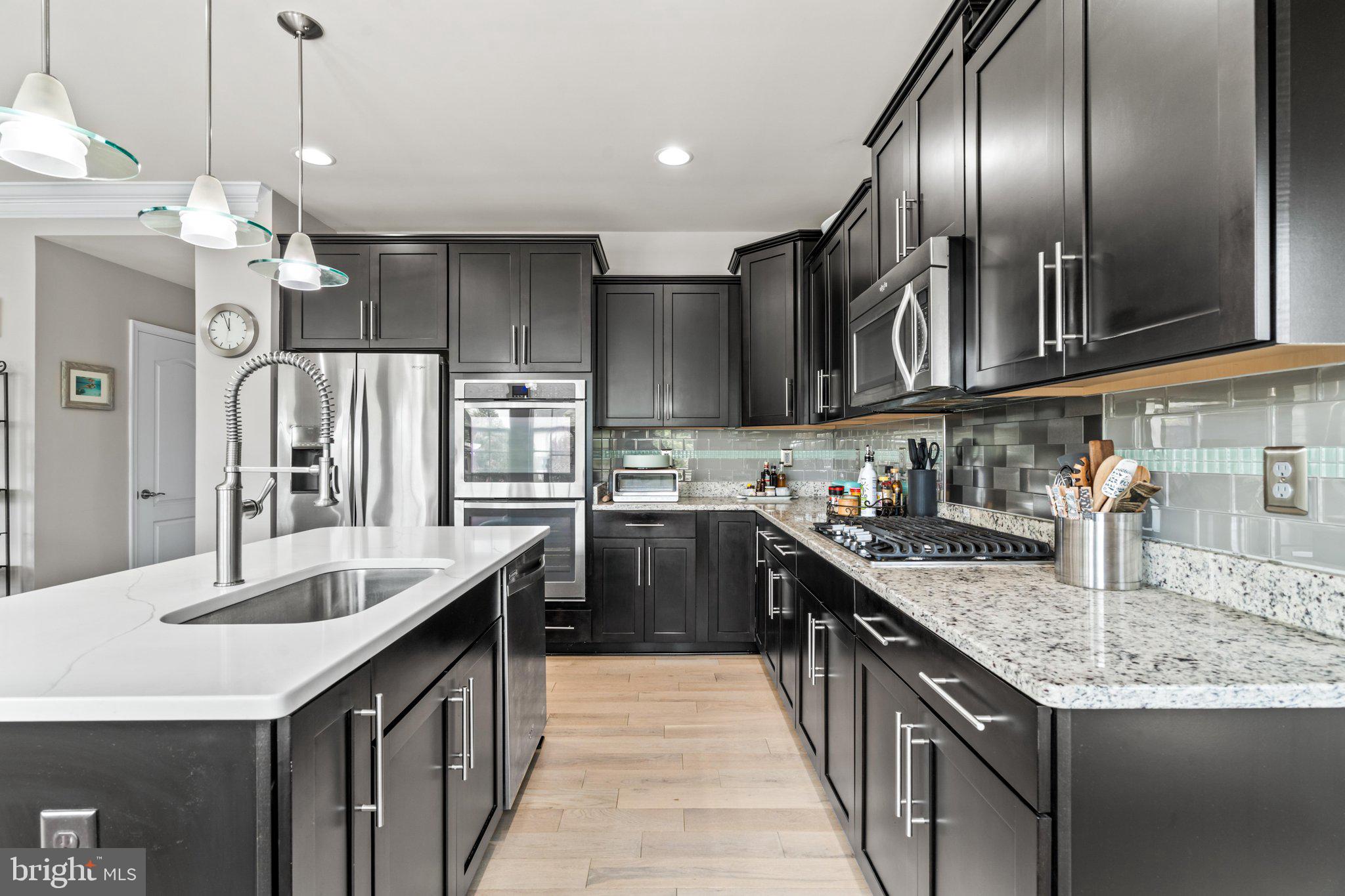 CLOVER RIDGE - Residential