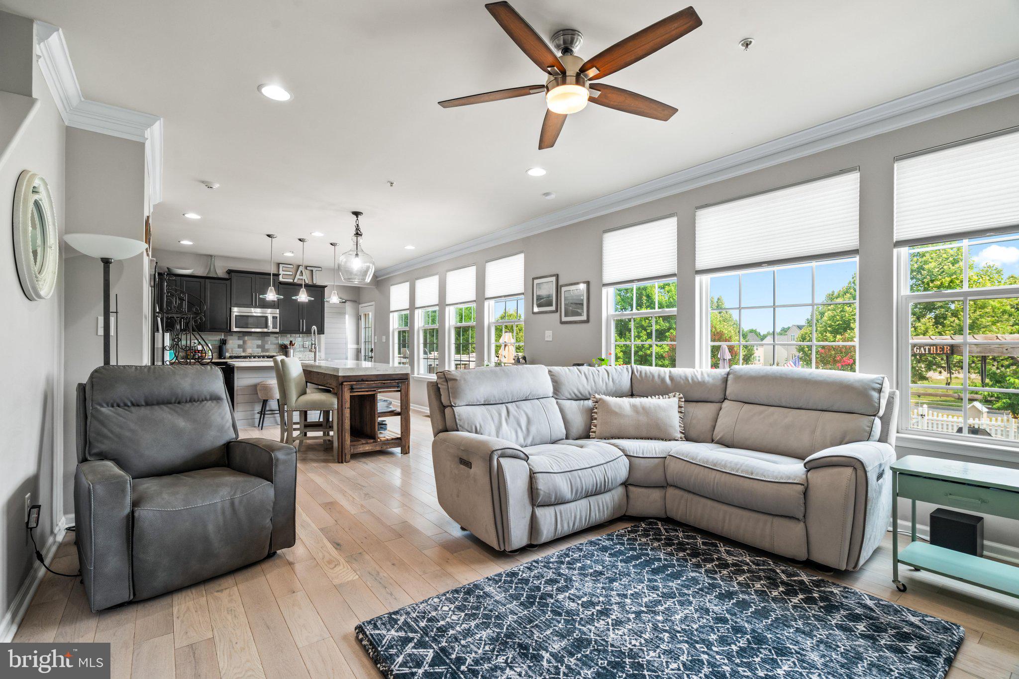 CLOVER RIDGE - Residential
