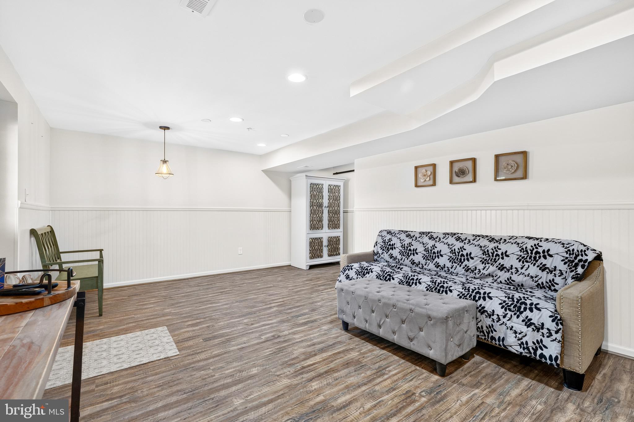CLOVER RIDGE - Residential