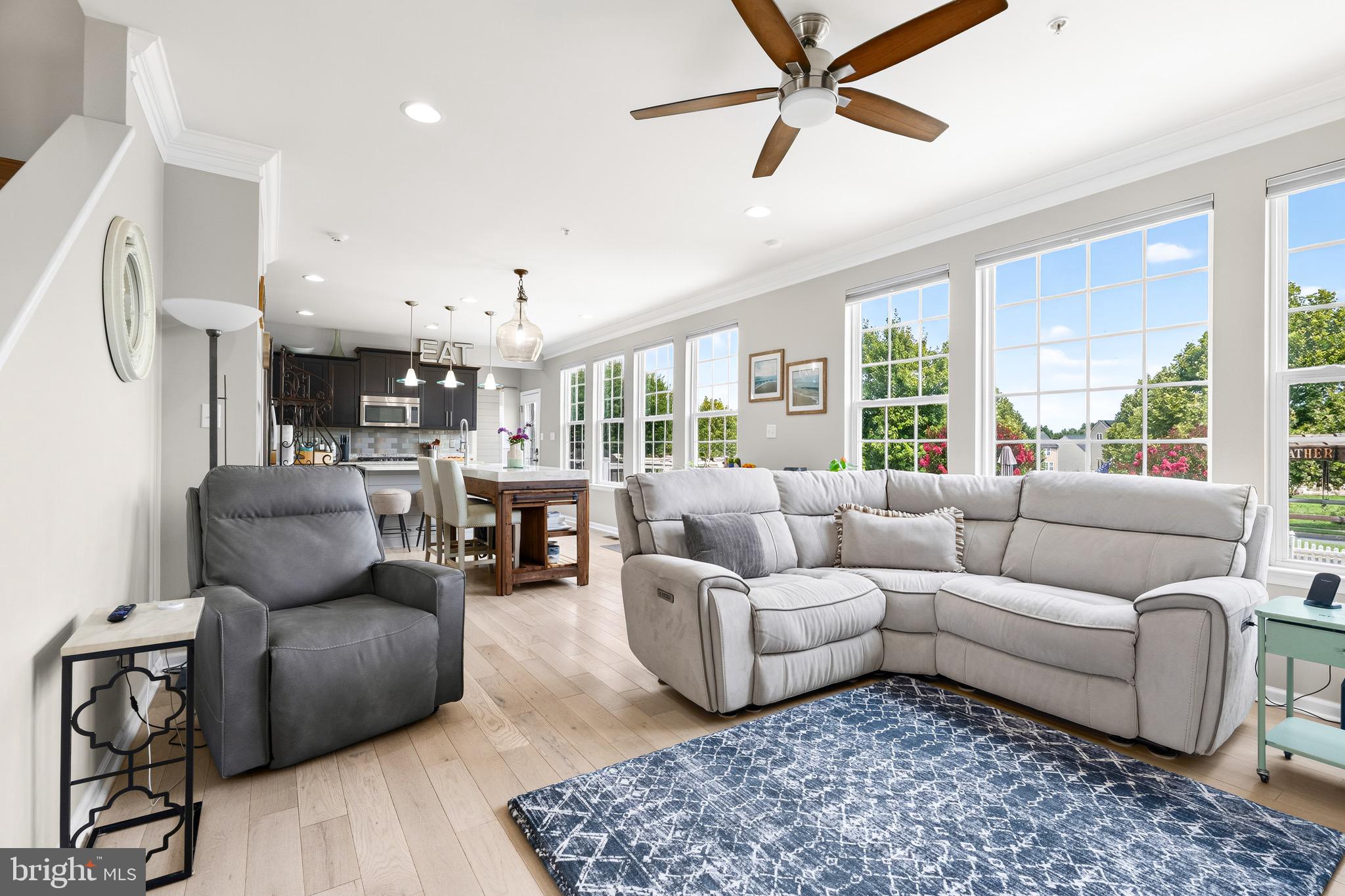 CLOVER RIDGE - Residential
