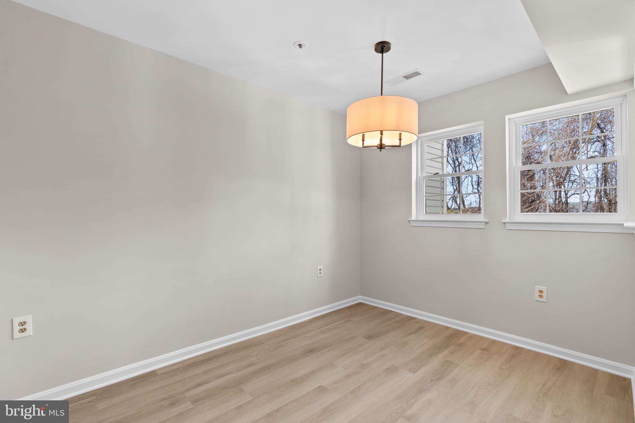 MONTGOMERY RUN - Residential