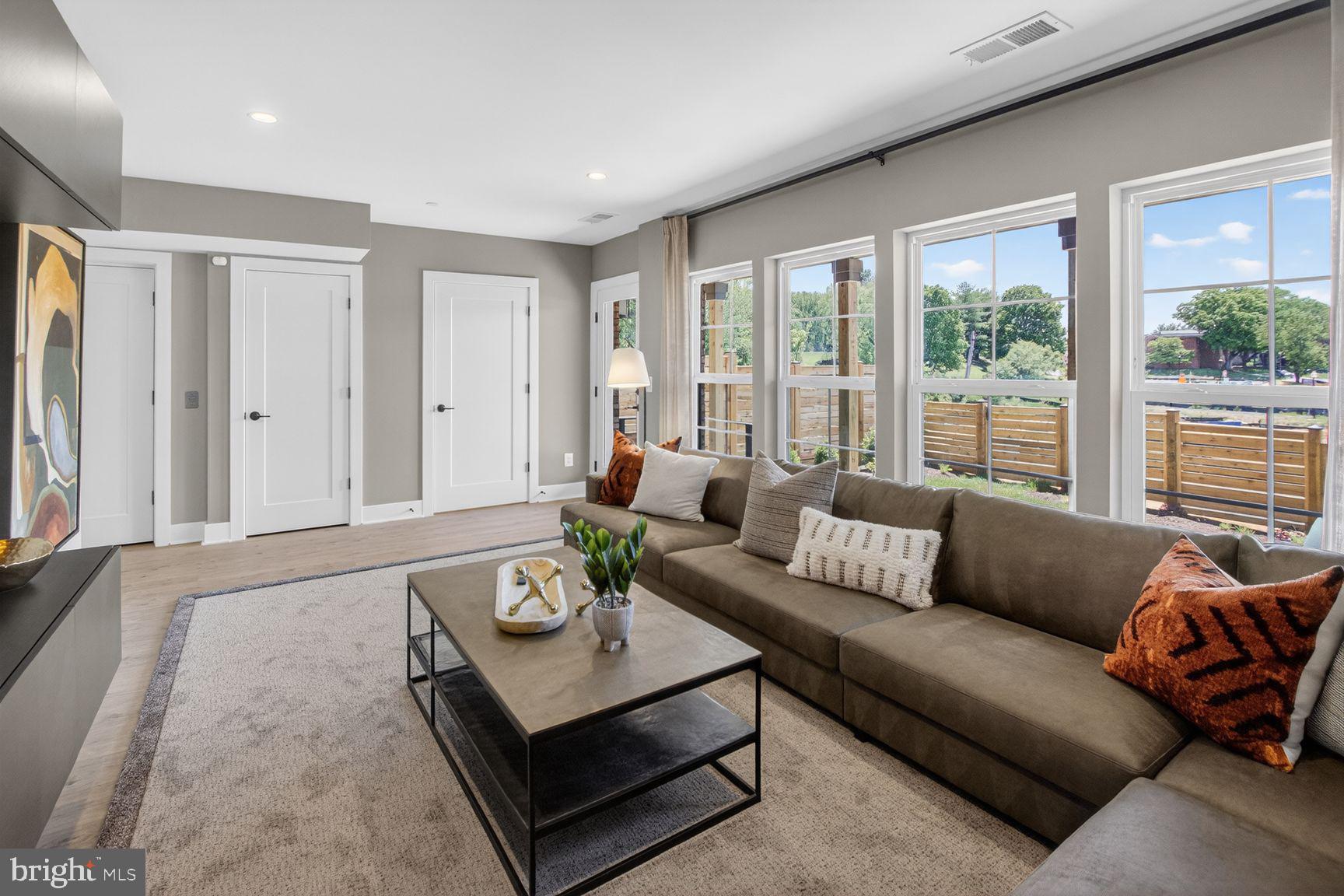 STRATHMORE VIEW - Residential