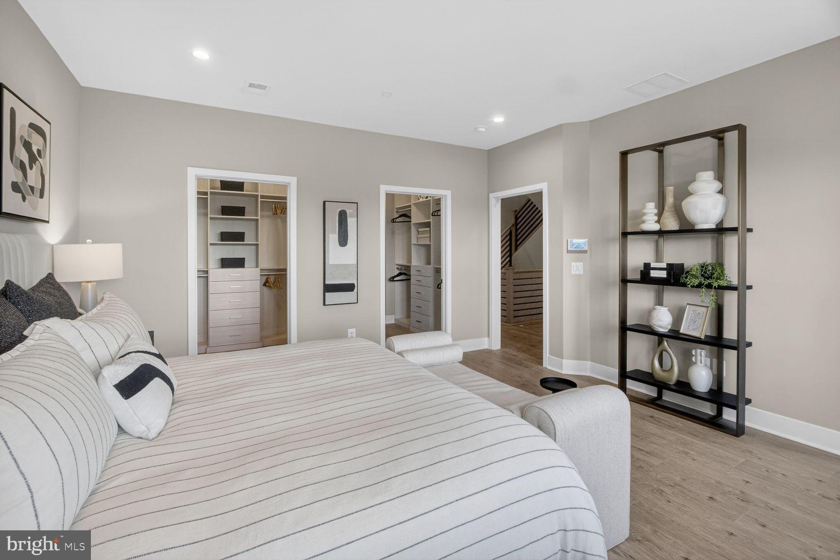 STRATHMORE VIEW - Residential