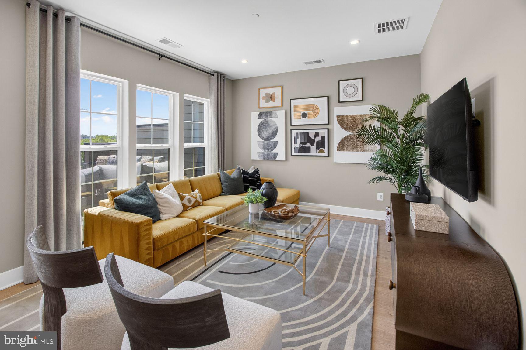 STRATHMORE VIEW - Residential