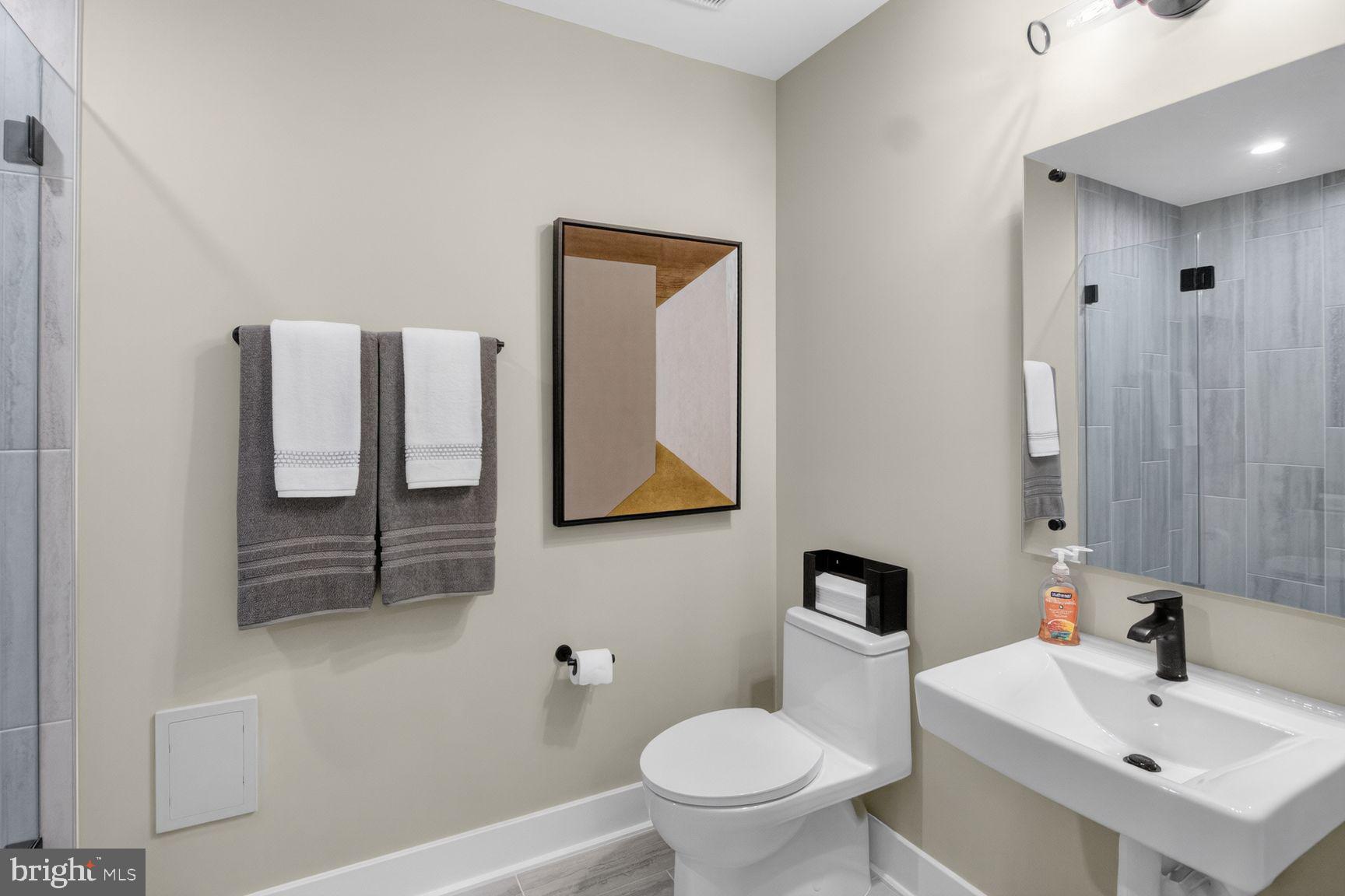 STRATHMORE VIEW - Residential