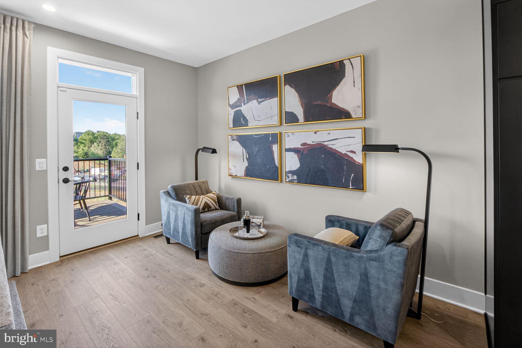 STRATHMORE VIEW - Residential