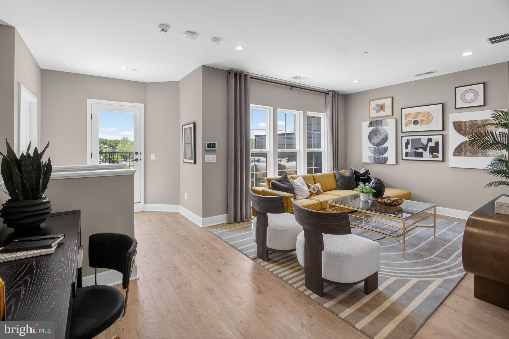 STRATHMORE VIEW - Residential