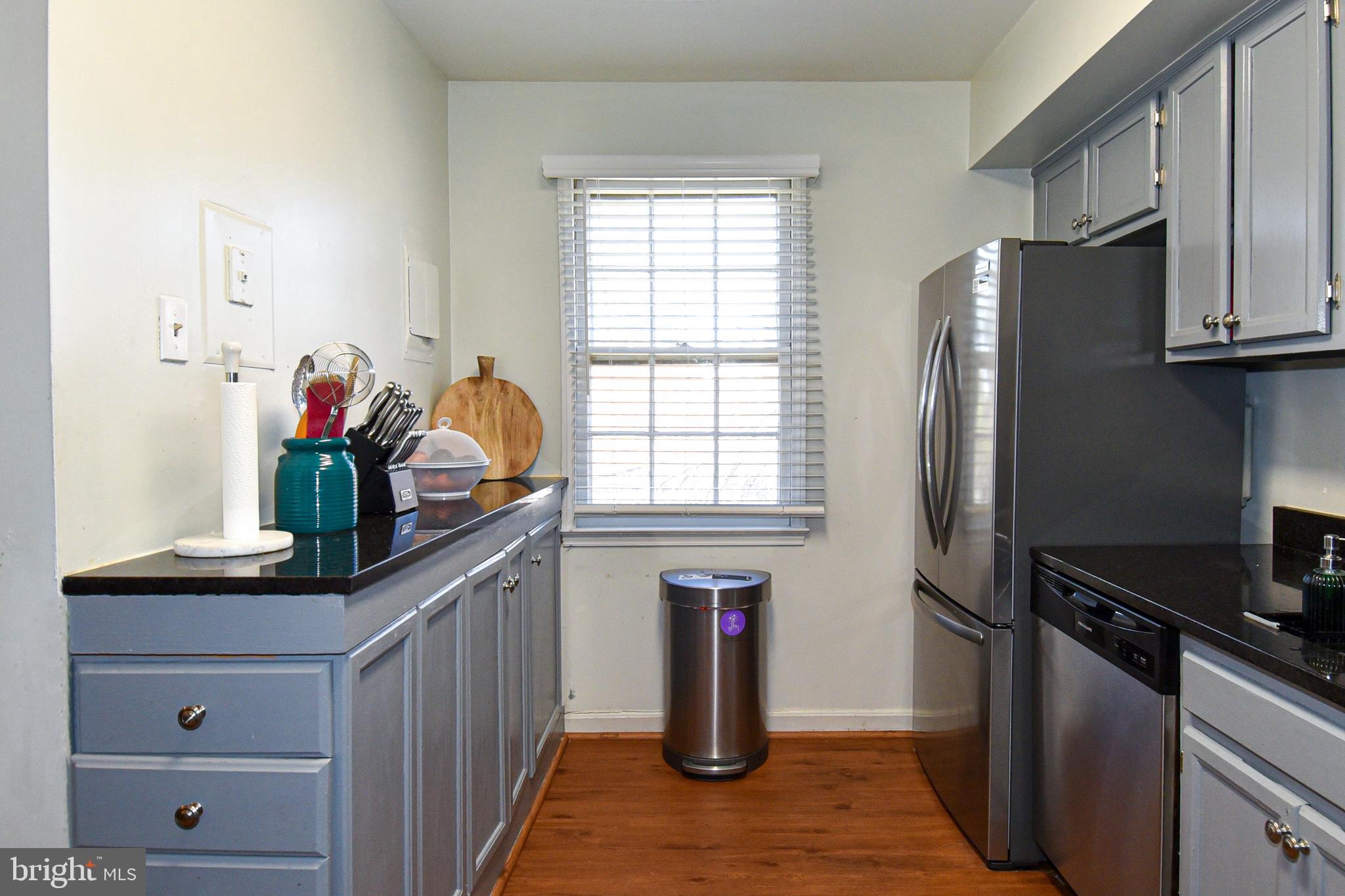 POTOMAC OAKS - Residential