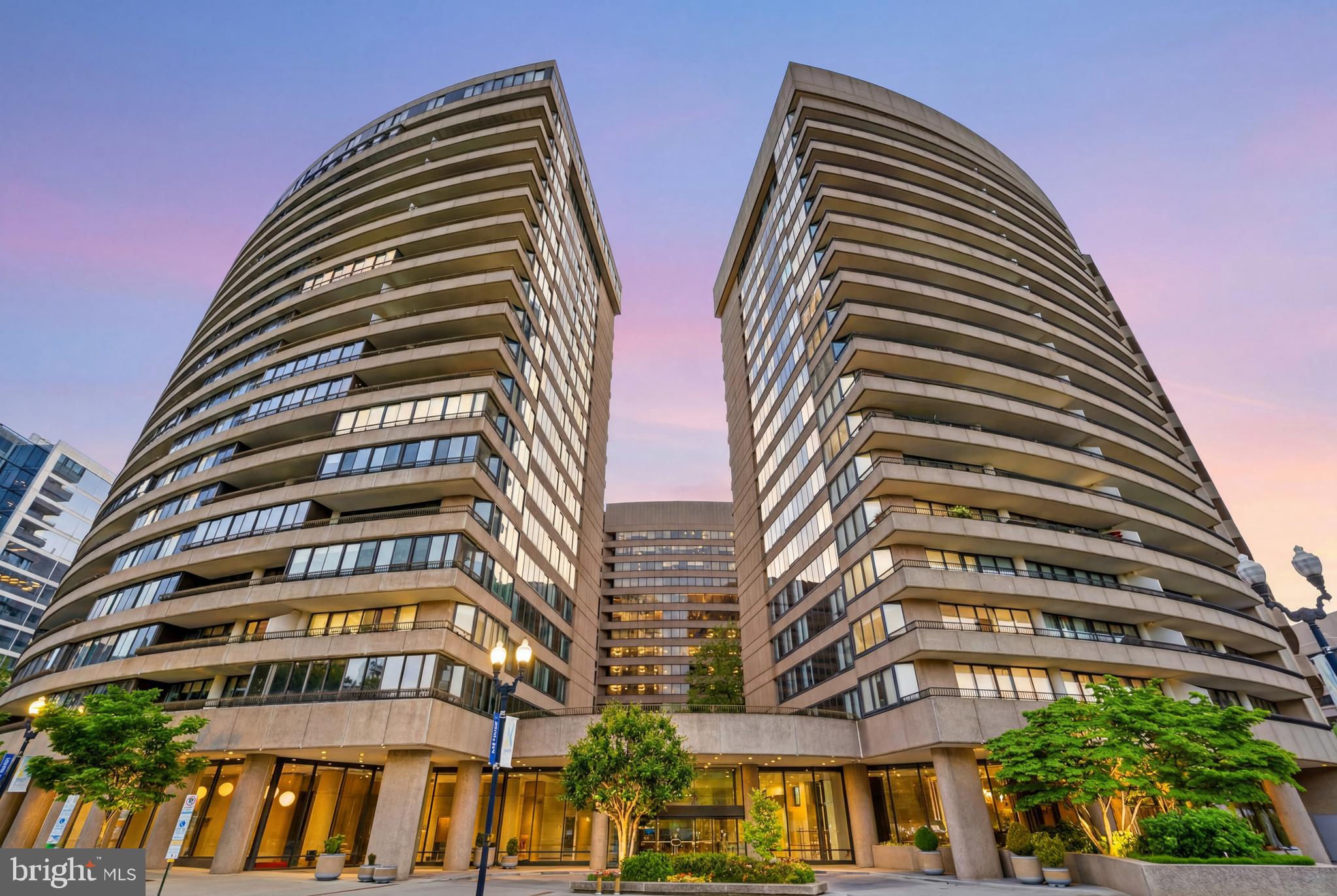 CRYSTAL CITY - Residential
