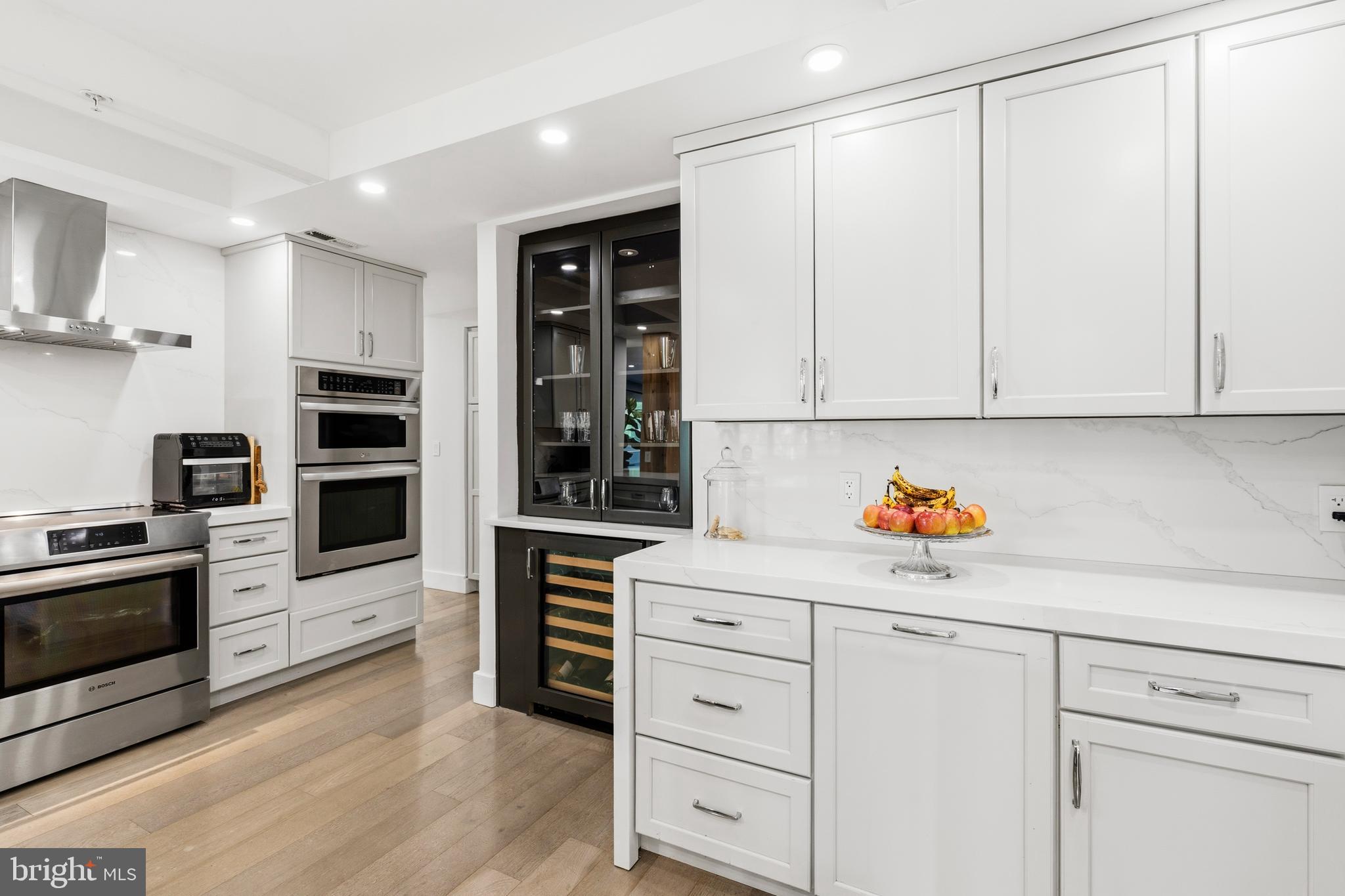 CRYSTAL CITY - Residential