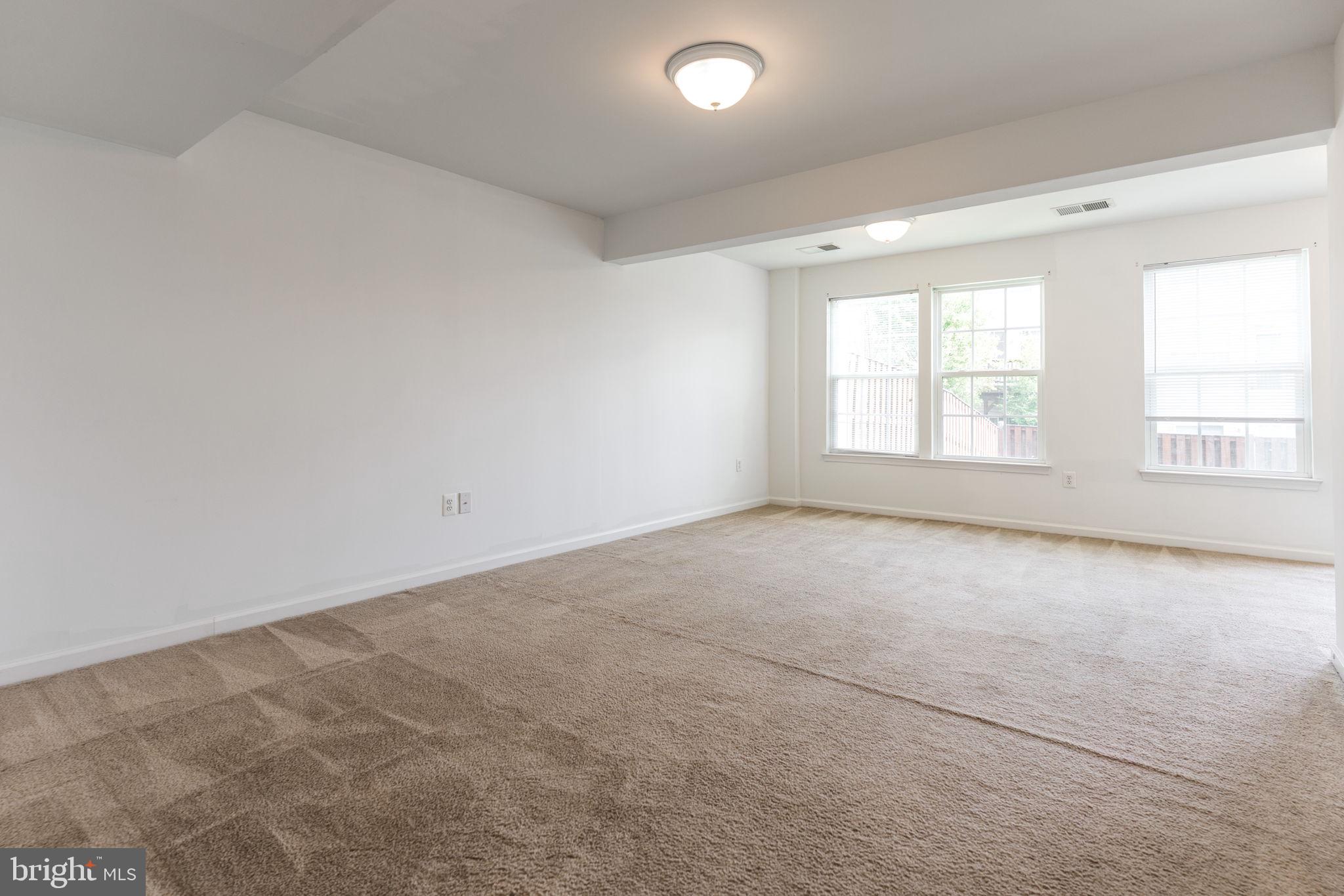 WOODSTREAM - Residential Lease