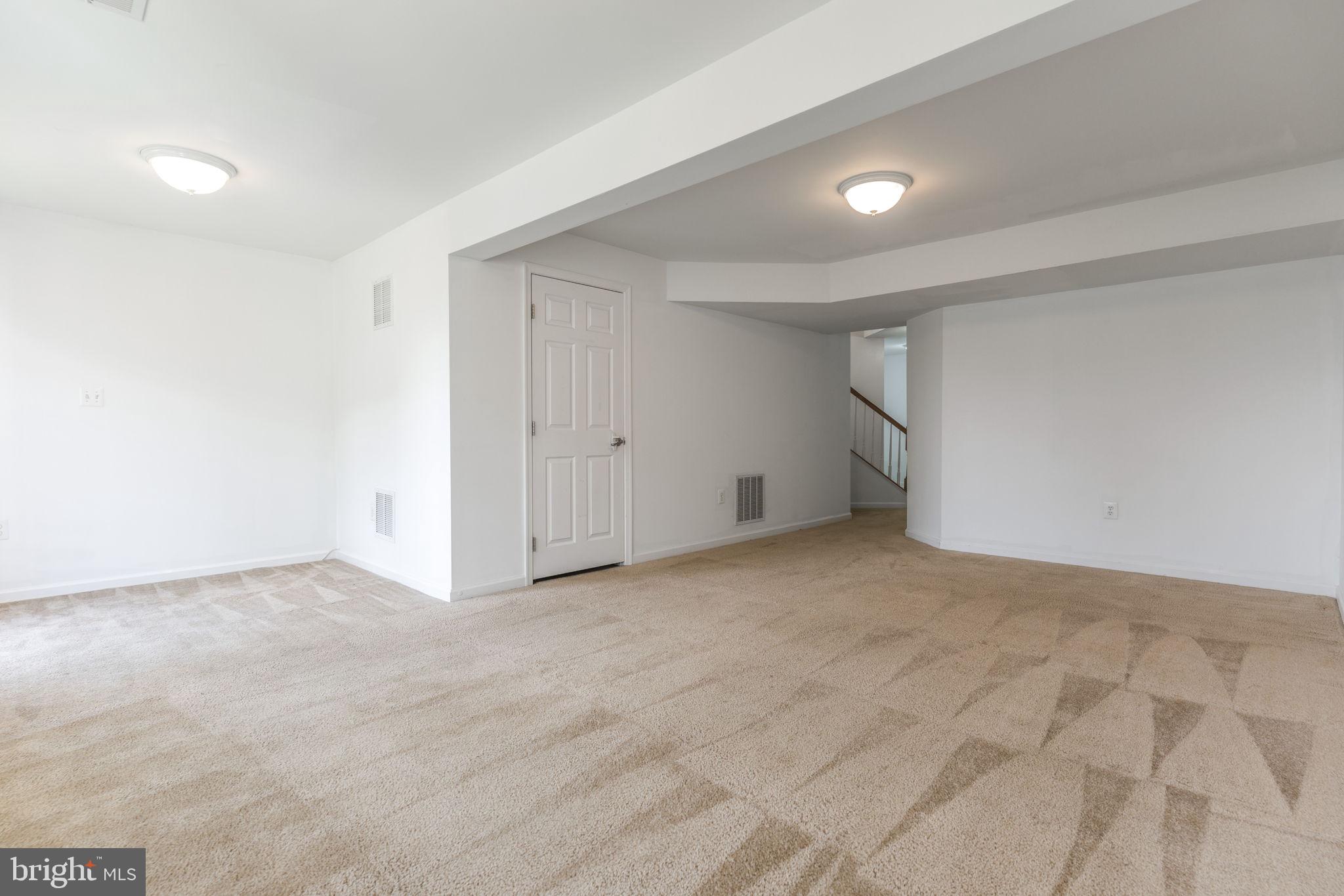 WOODSTREAM - Residential Lease
