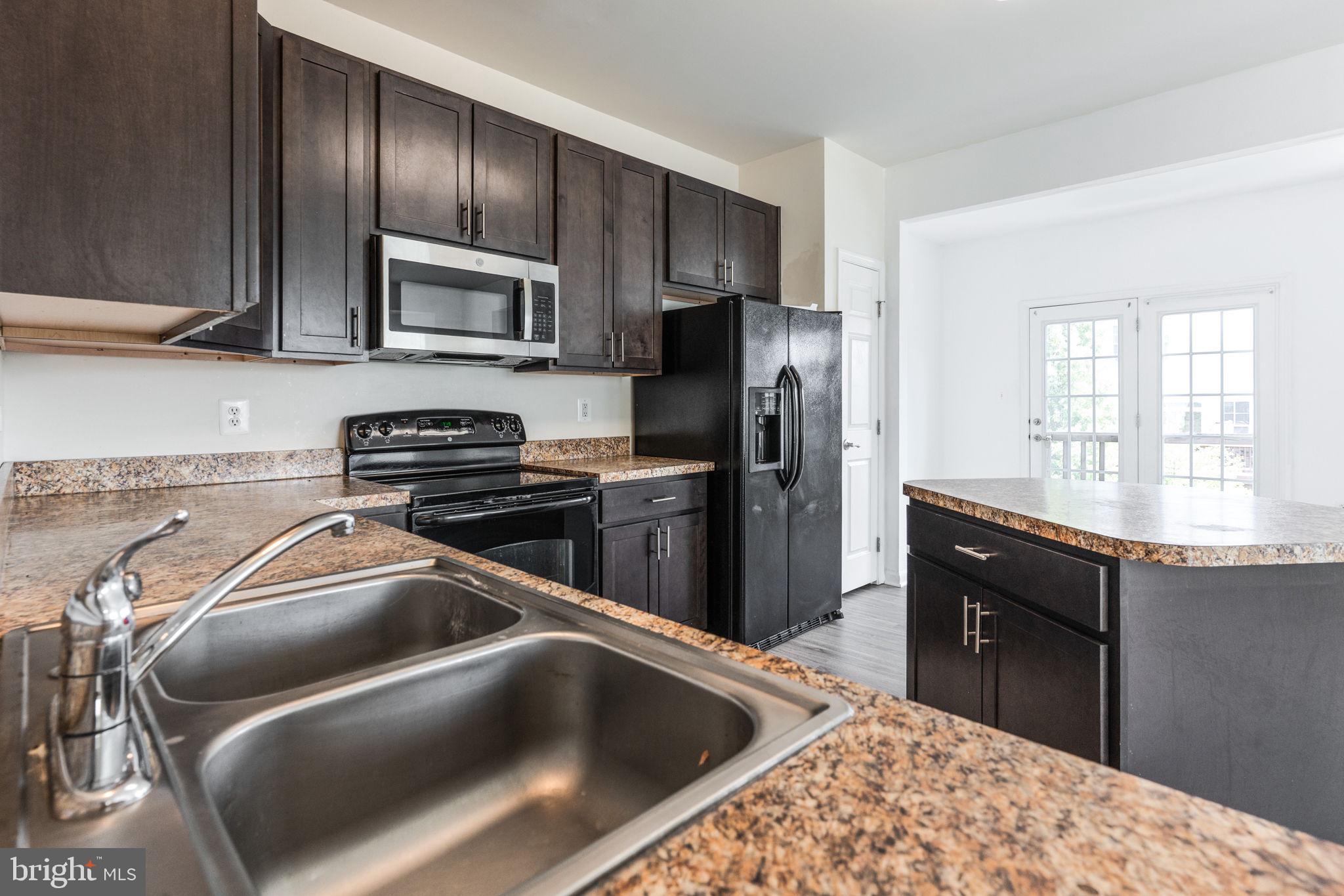 WOODSTREAM - Residential Lease