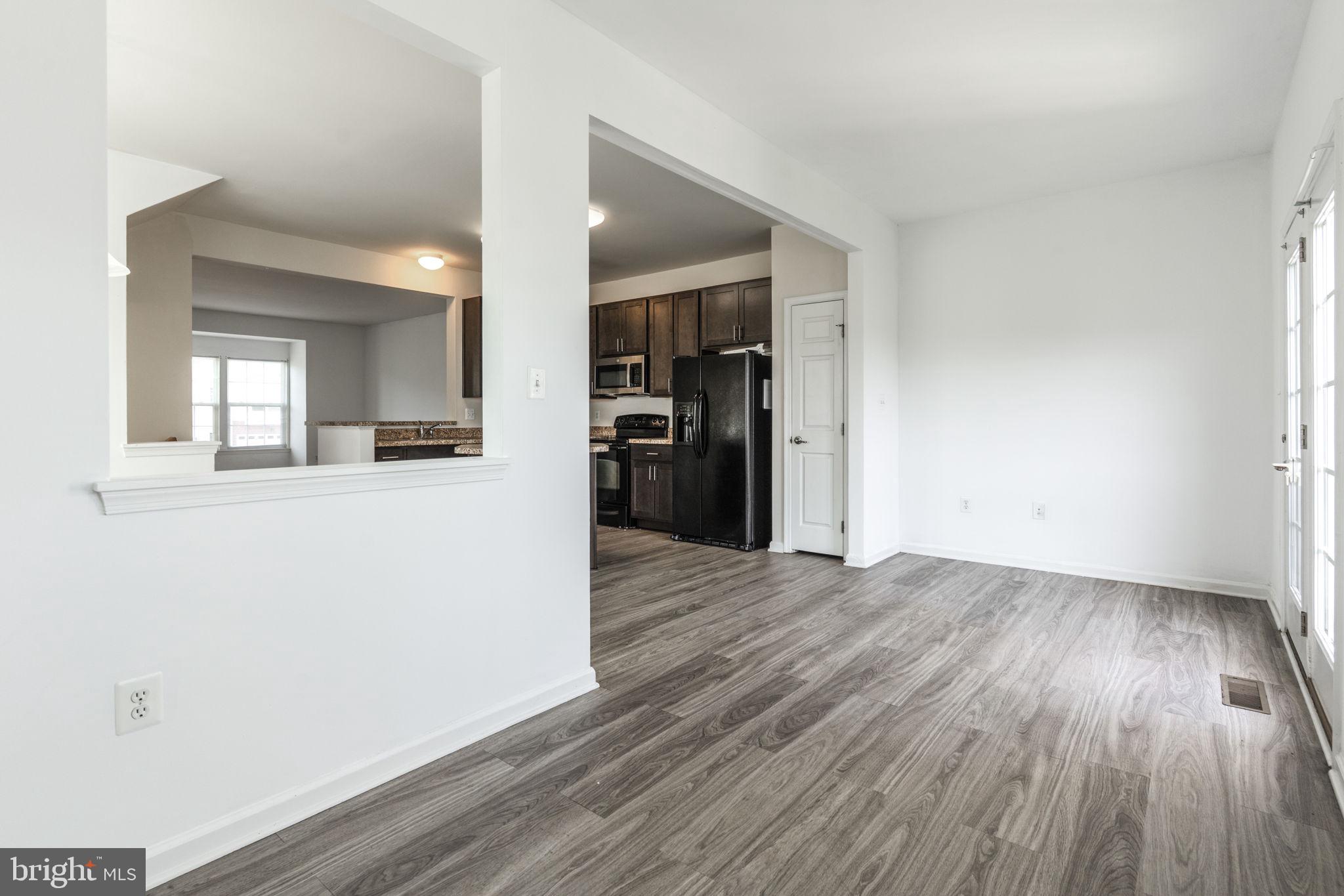 WOODSTREAM - Residential Lease