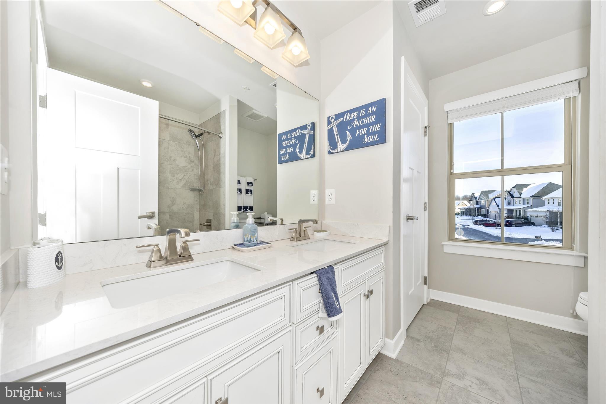 WOODRIDGE - Residential
