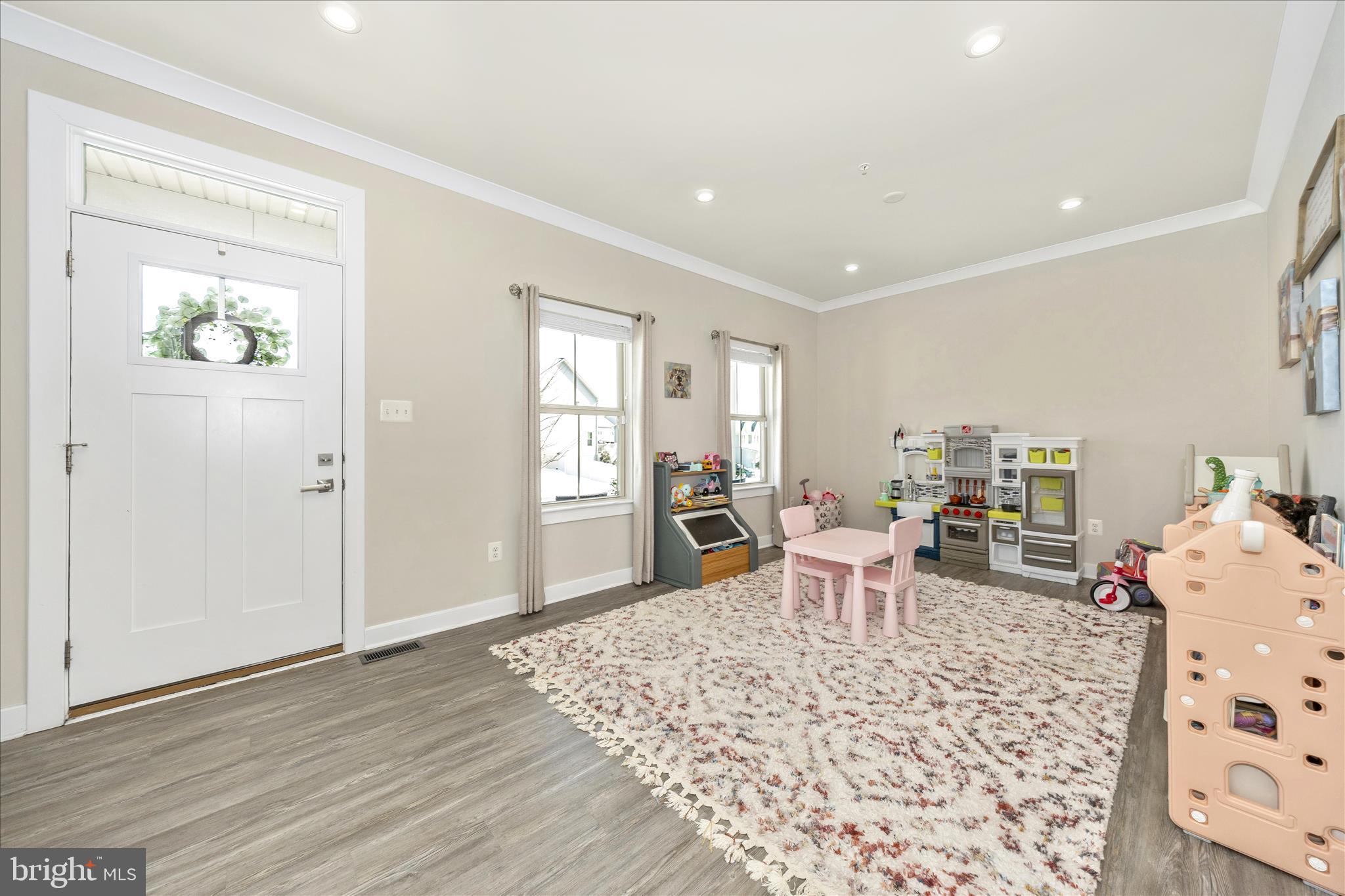 WOODRIDGE - Residential