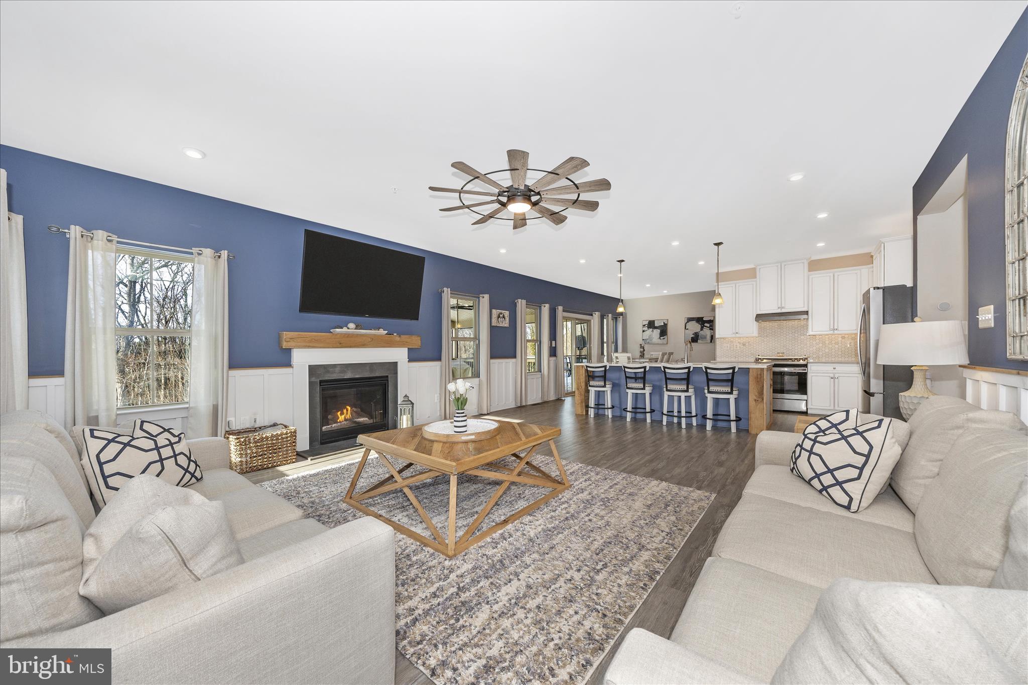 WOODRIDGE - Residential