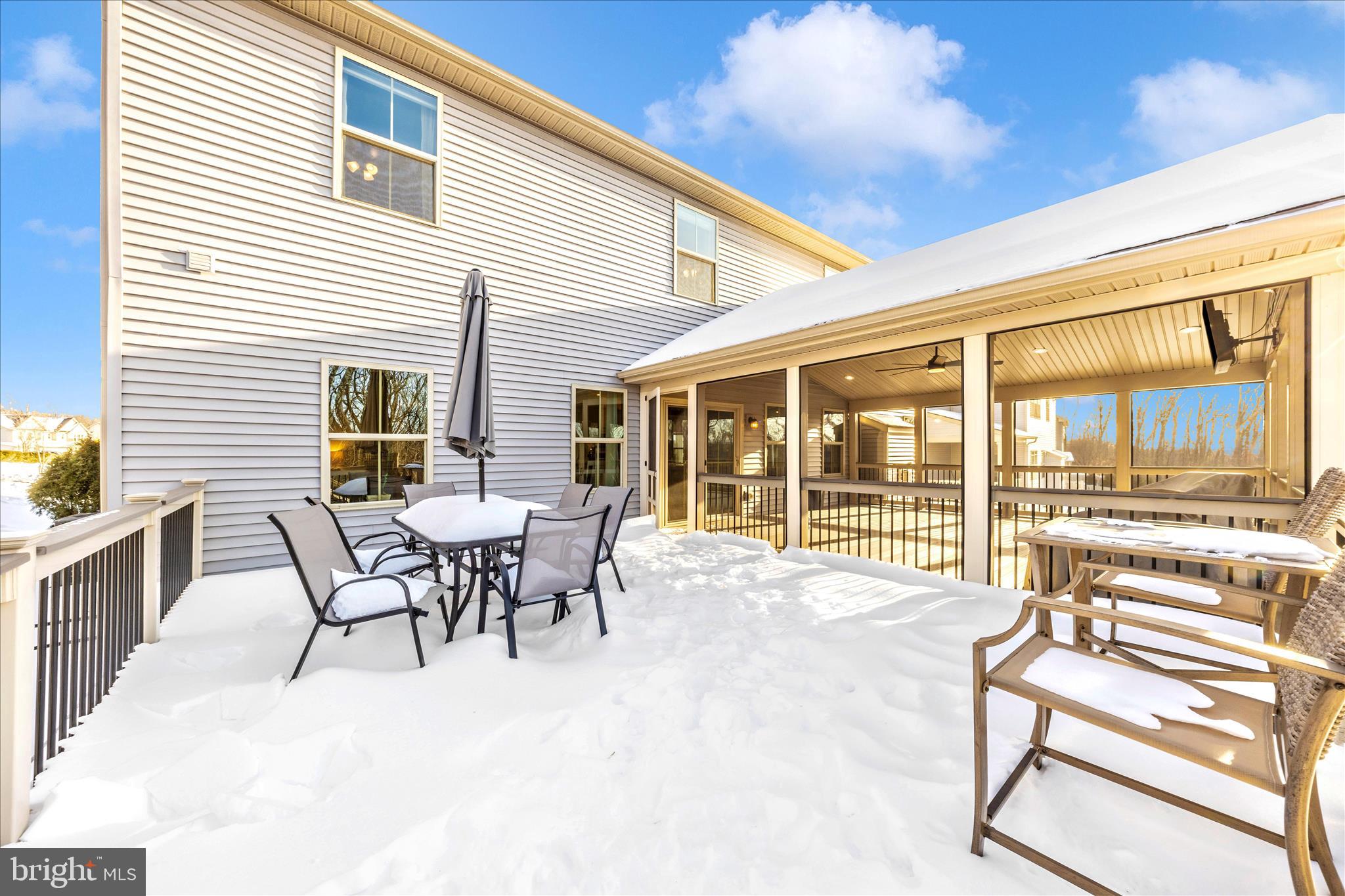 WOODRIDGE - Residential