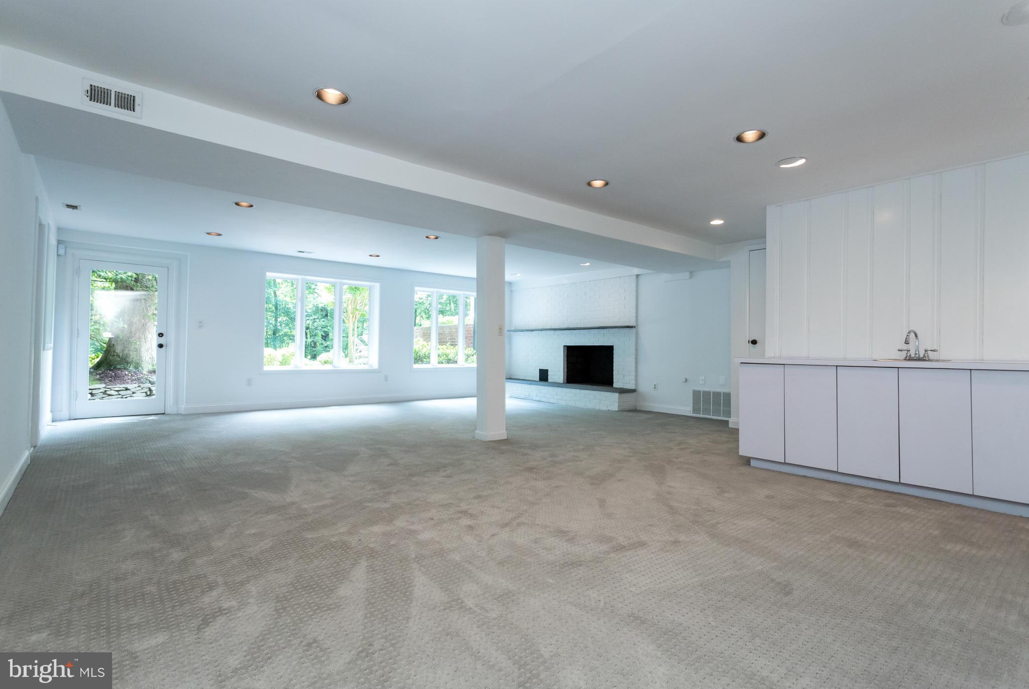 LANGLEY FOREST - Residential