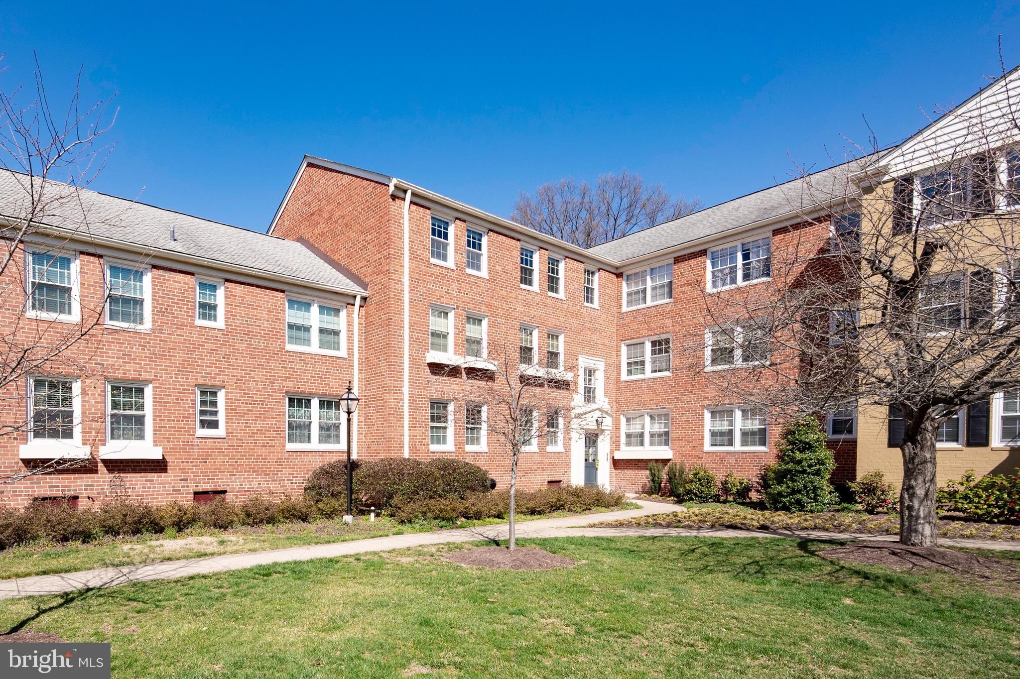 BELLE VIEW CONDOMINIUMS - Residential