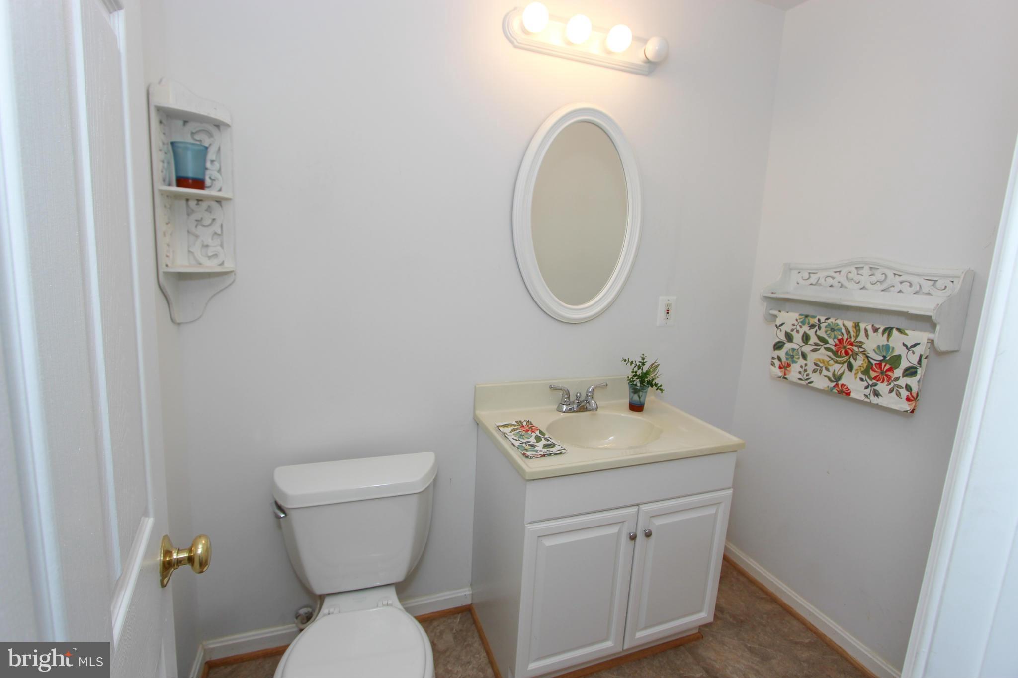 MIRROR RIDGE - Residential