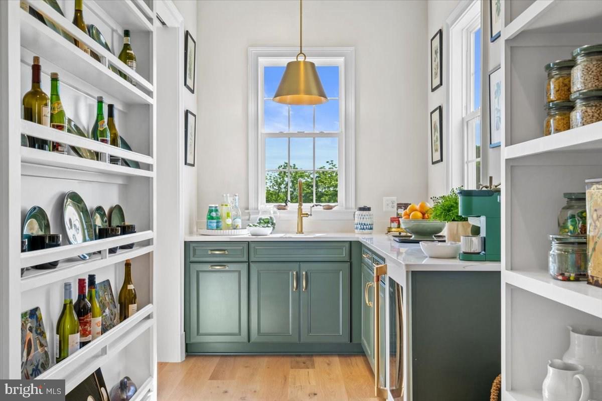 GREEN ACRES - Residential