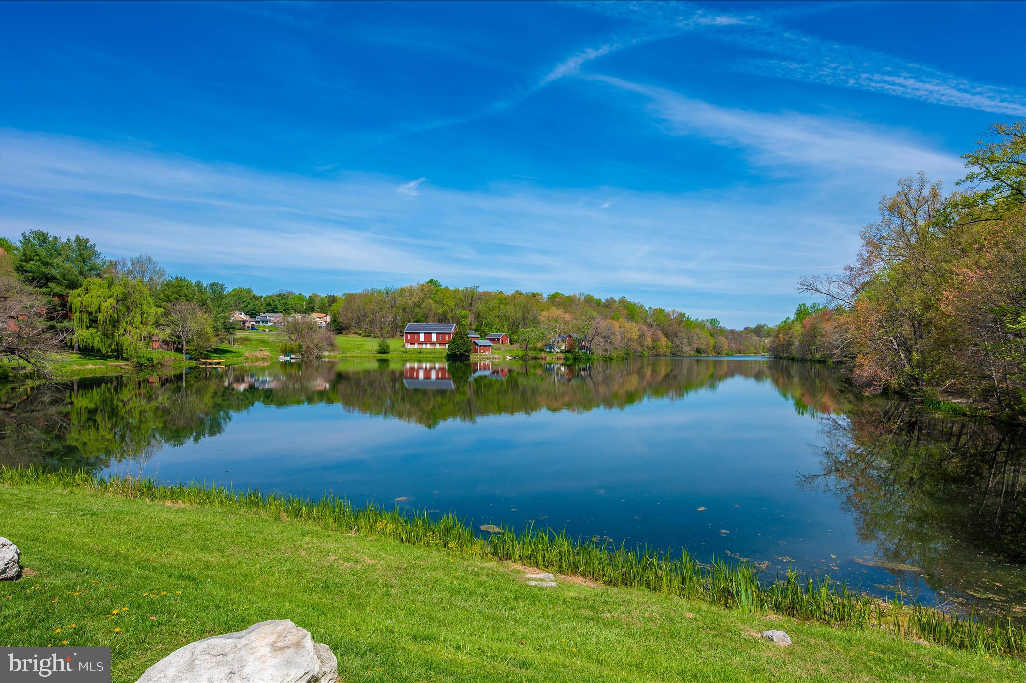 VILLAS LAKE ANITA LOUISE - Residential
