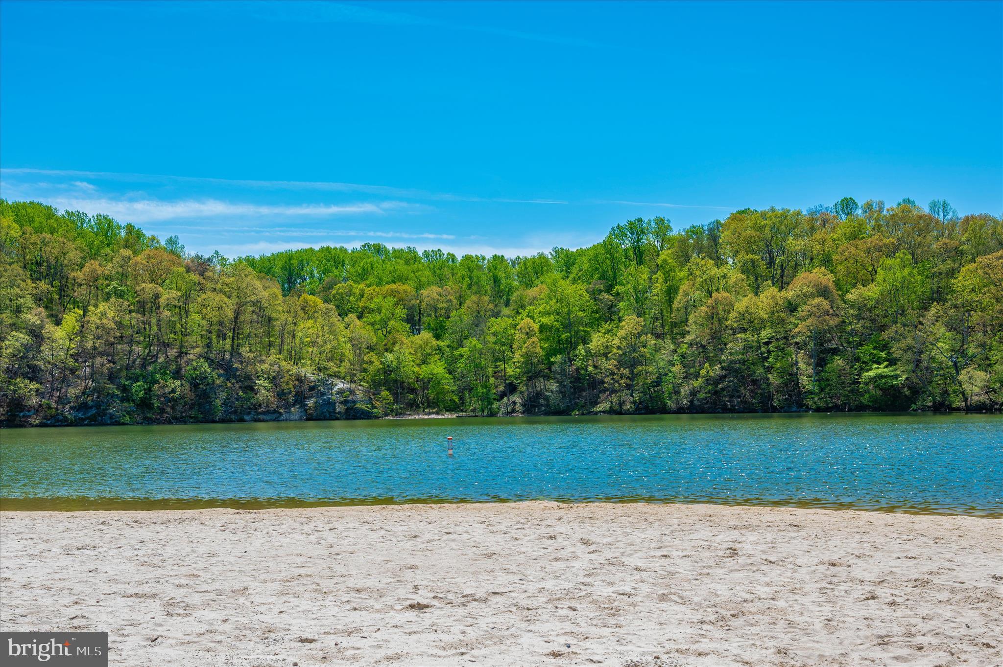 VILLAS LAKE ANITA LOUISE - Residential