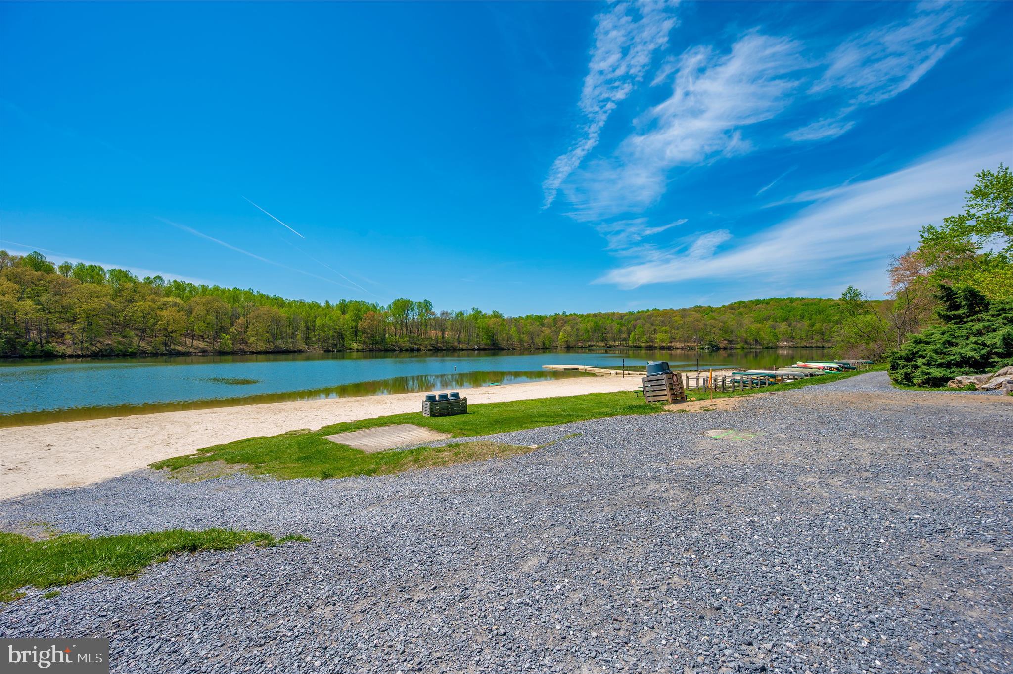 VILLAS LAKE ANITA LOUISE - Residential