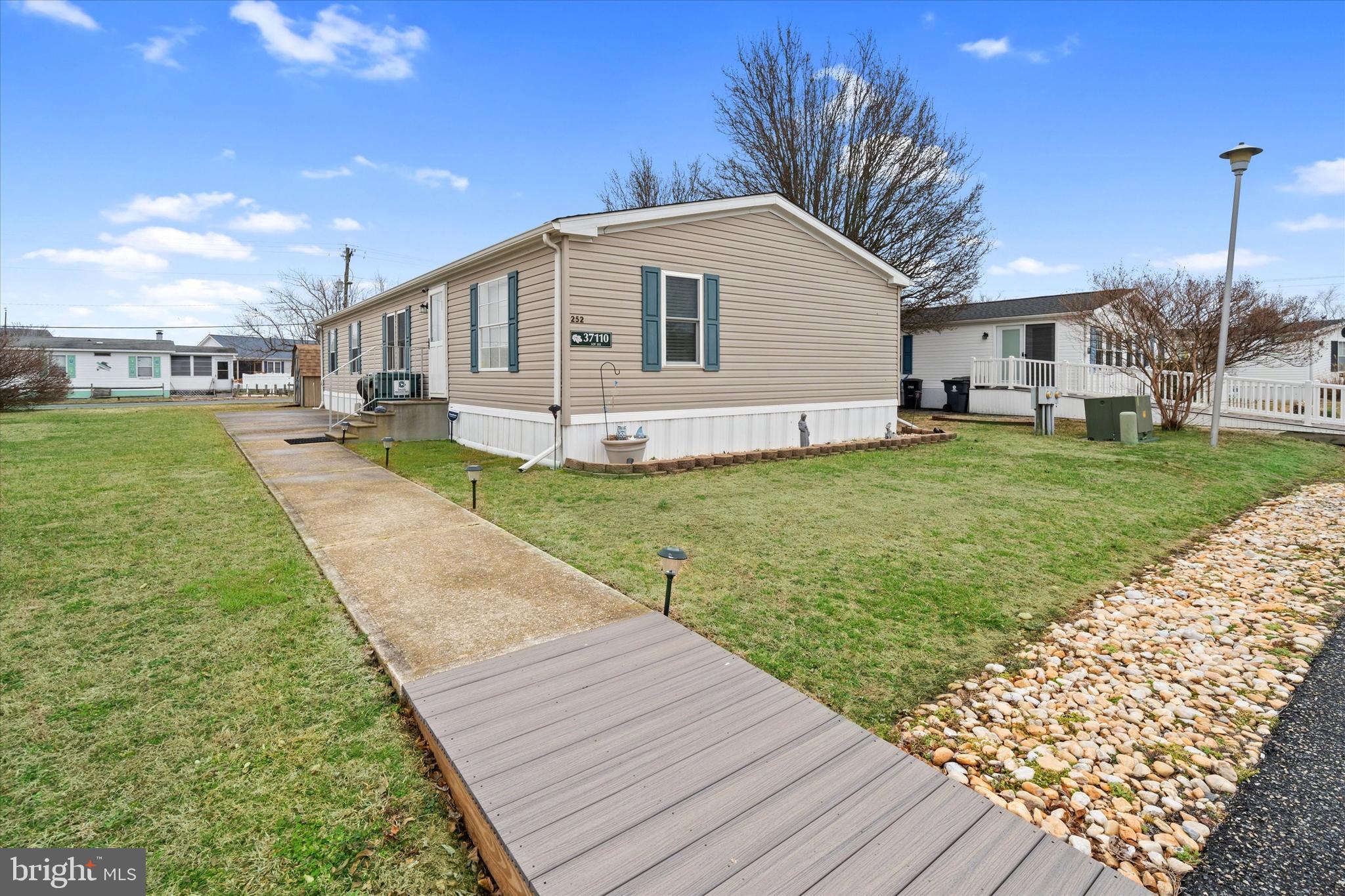 SHADY PARK - Residential